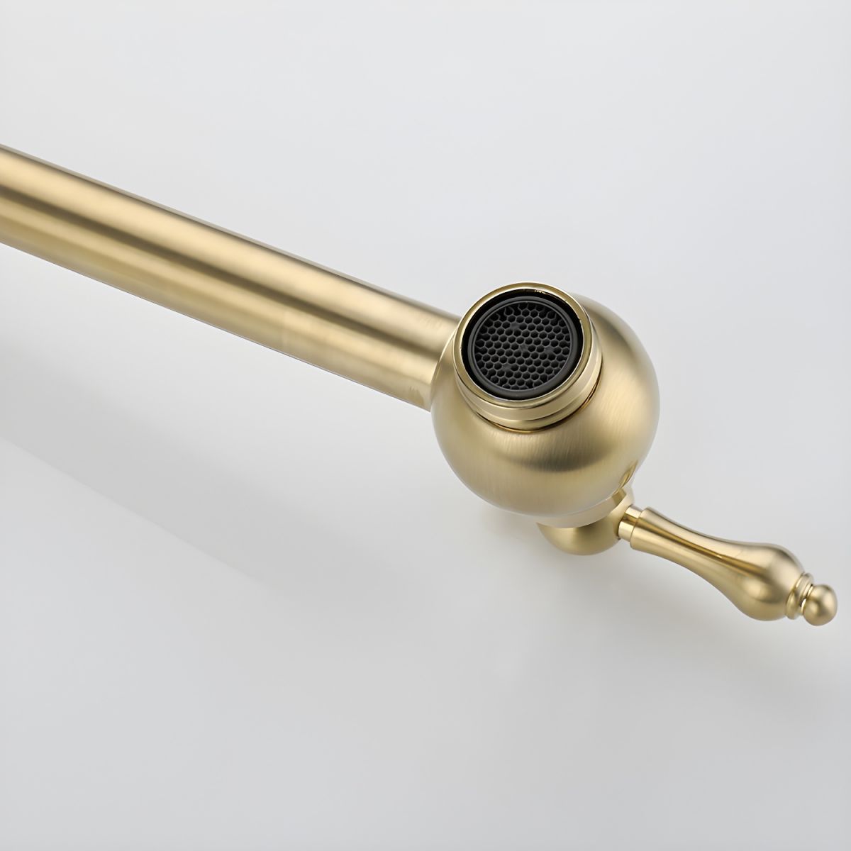 Arvikee | Elegante Wandgemonteerde Articulerende Arm Keukenpotvuller Kraan