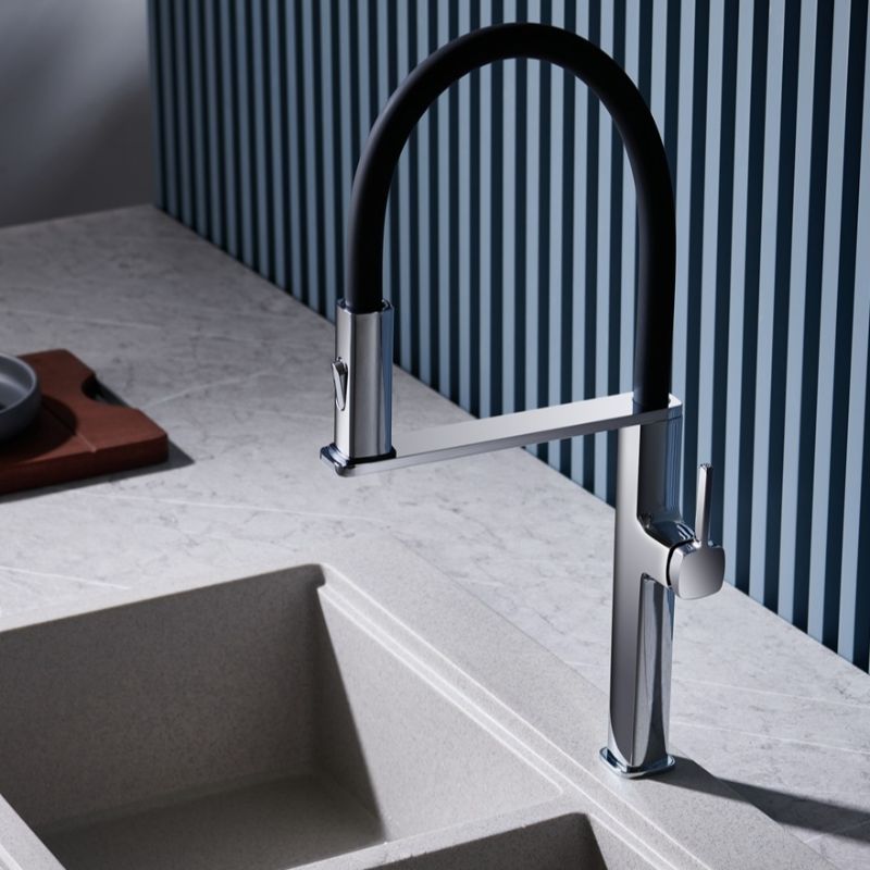 Eldvalla | Moderne Gooseneck Silhouet Draaiuitloop Keukenkraan