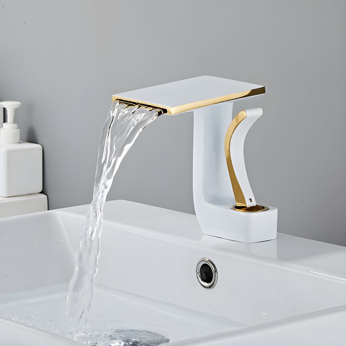 Elduvare | Moderne Hellende Silhouet Tuit Centerset Enkelhendel Badkamer Wastafelkraan