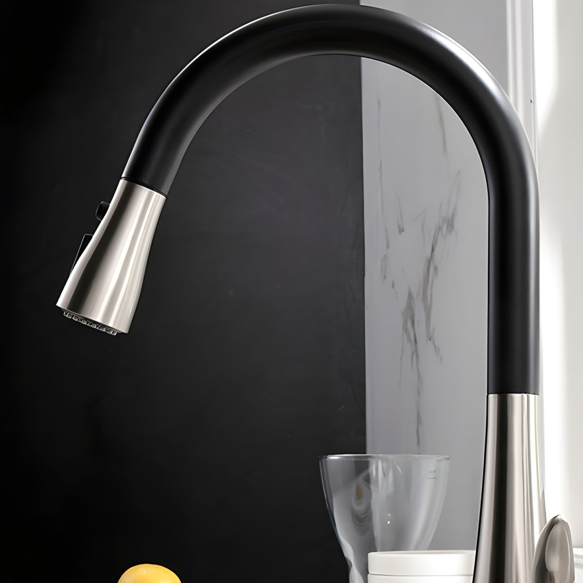Thavilk | Nordic Gooseneck Draaikraan Keukenkraan