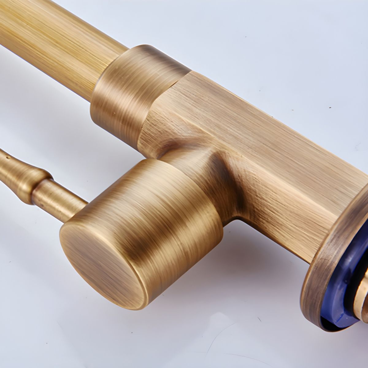 Lythavik | Elegante Gooseneck Hoge Boog Keukenkraan met Hendel