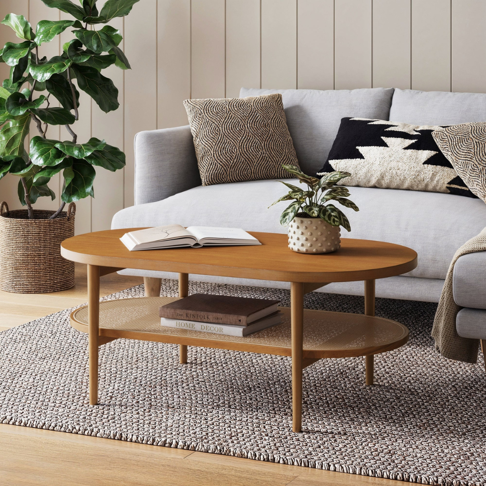 Elara | Ovale Houten Koffietafel Met Rieten Plank