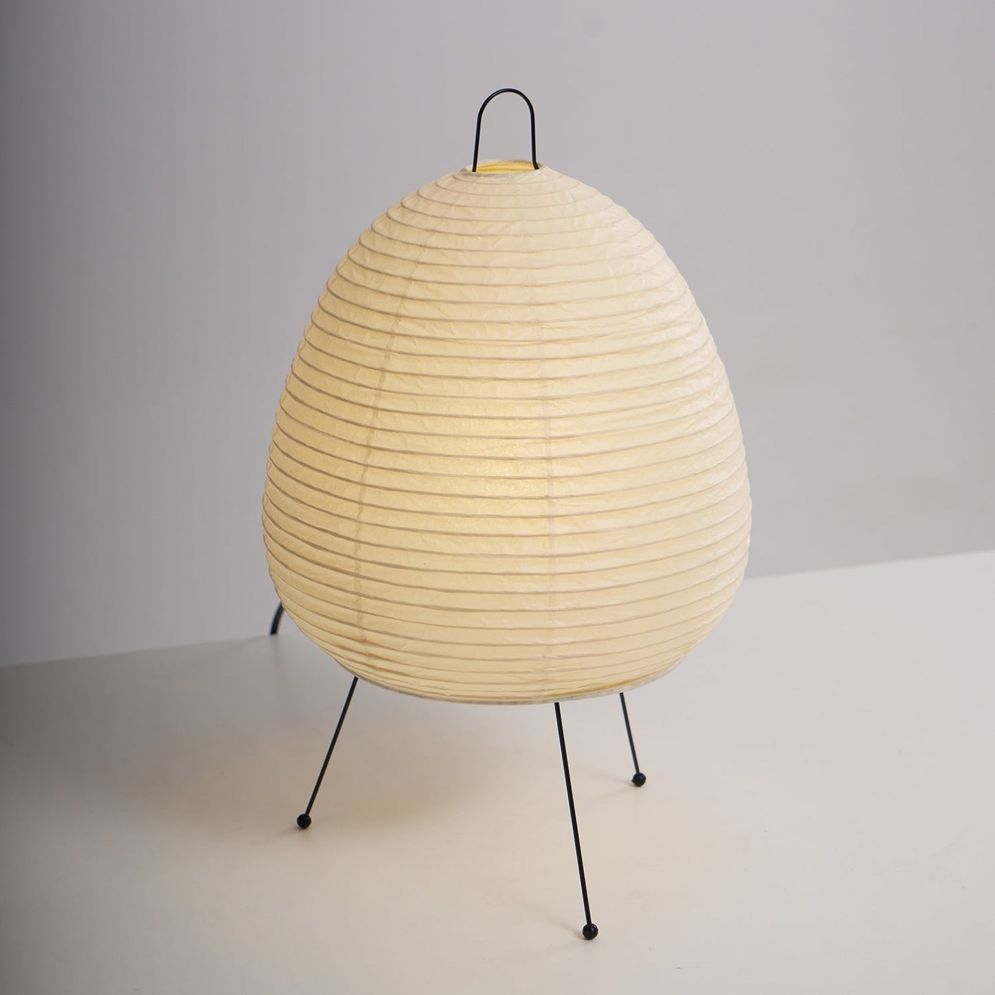 Kryntaleo | Japanse Geribbelde Bamboe Silhouet Oosterse Accent Tafellamp