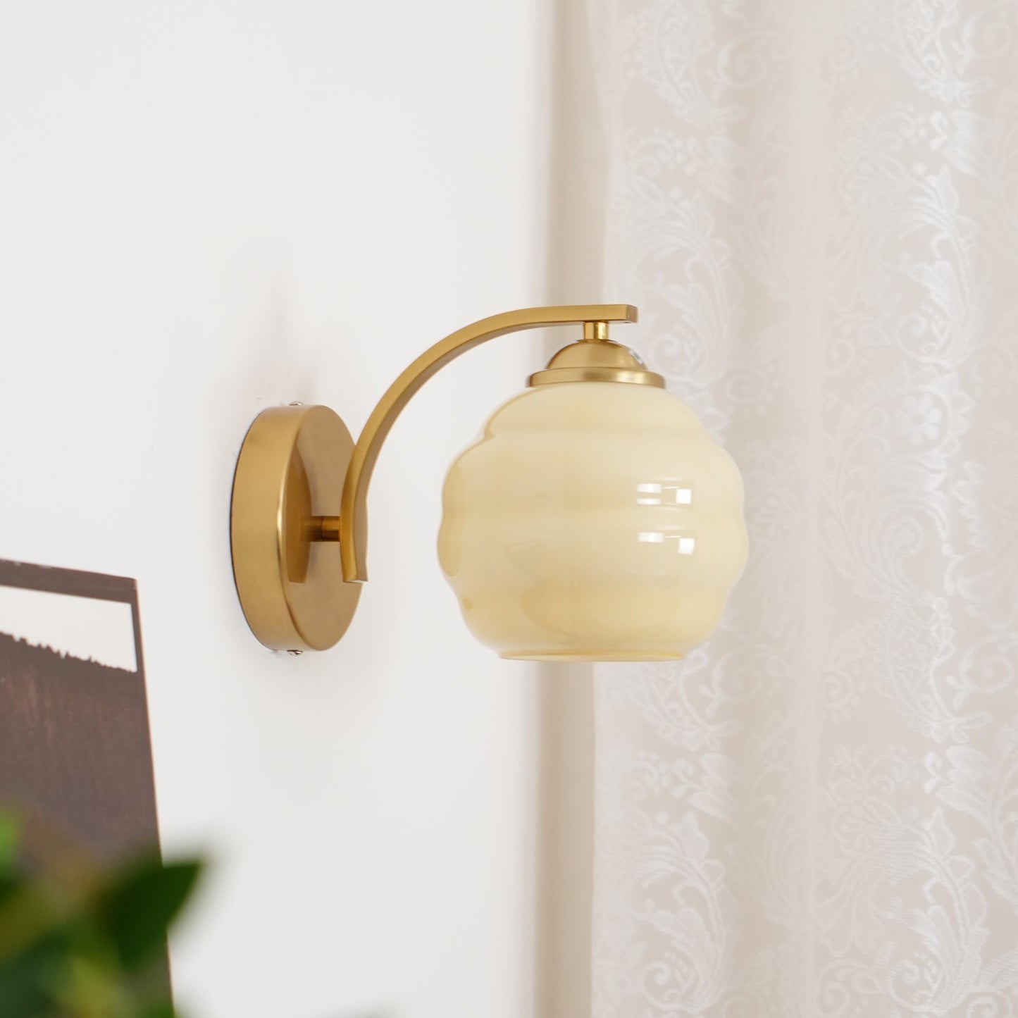 Thryndol | Geribbelde Glazen Bol Vintage Wandlamp