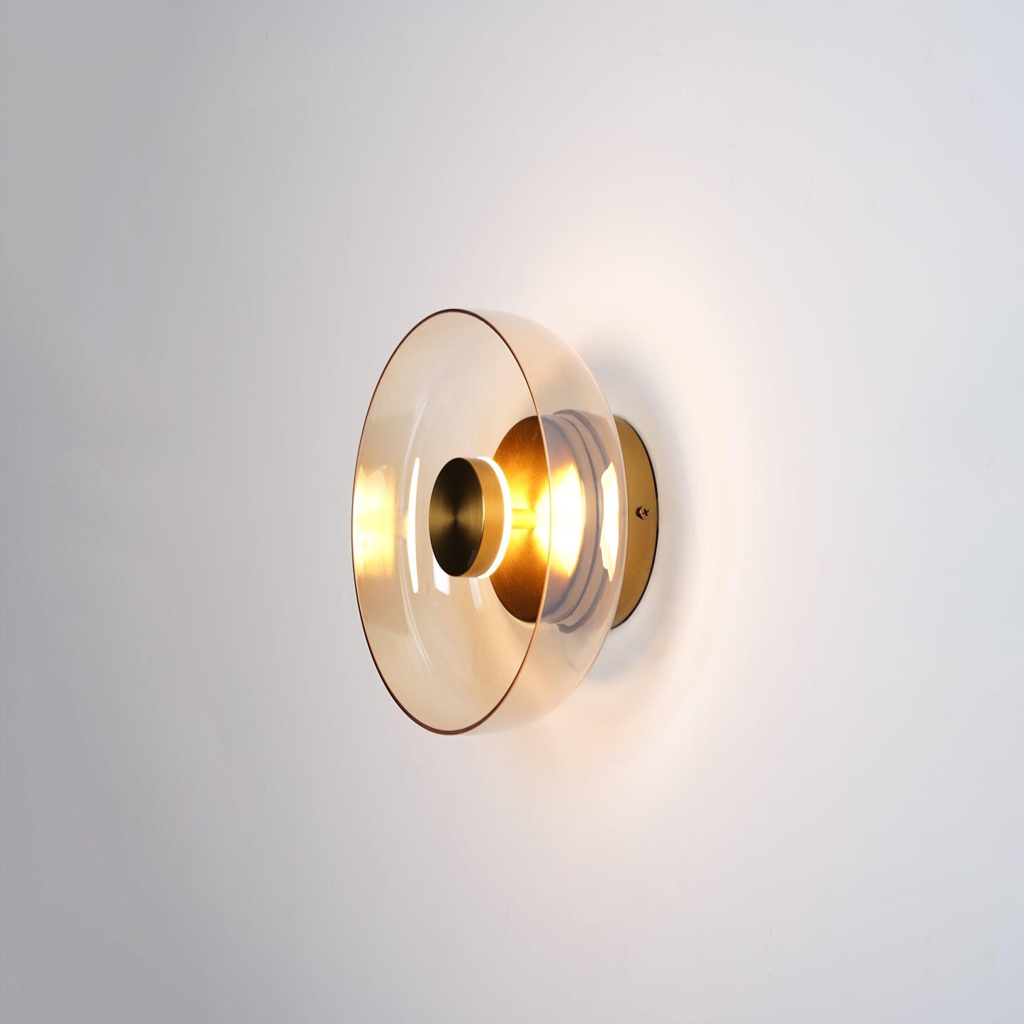 Luvia | Noordse Geribbelde Glazen Art Deco Wandlamp