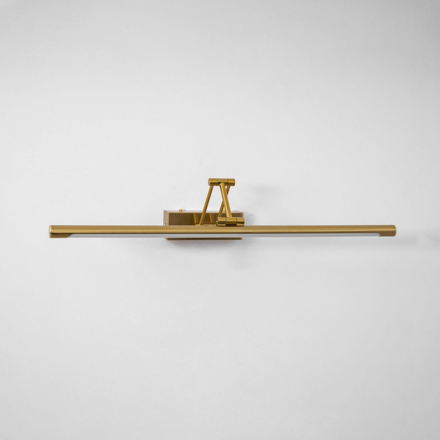 Tandreis | Strakke Architectonische Oplaadbare Wandlamp
