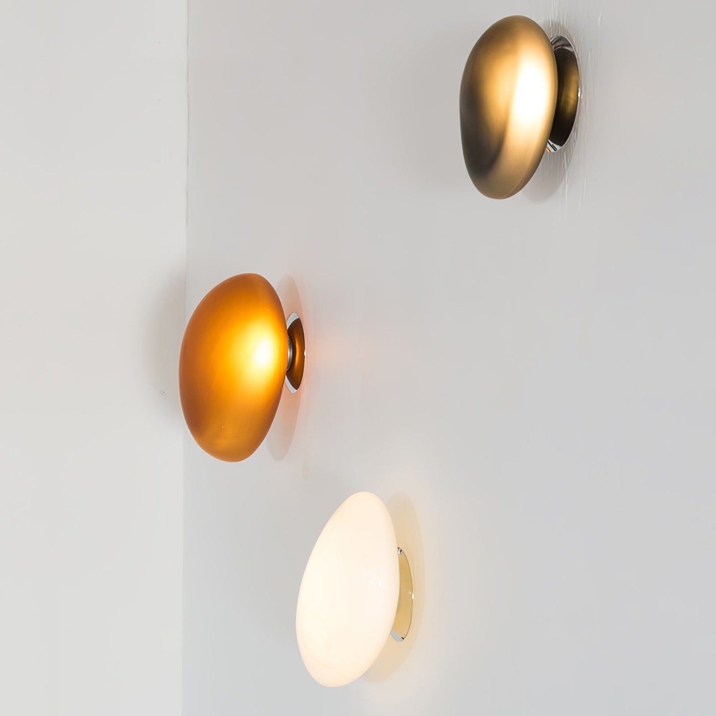 Caldrion | Met de Hand Geblazen Glazen Kiezel Wandlamp
