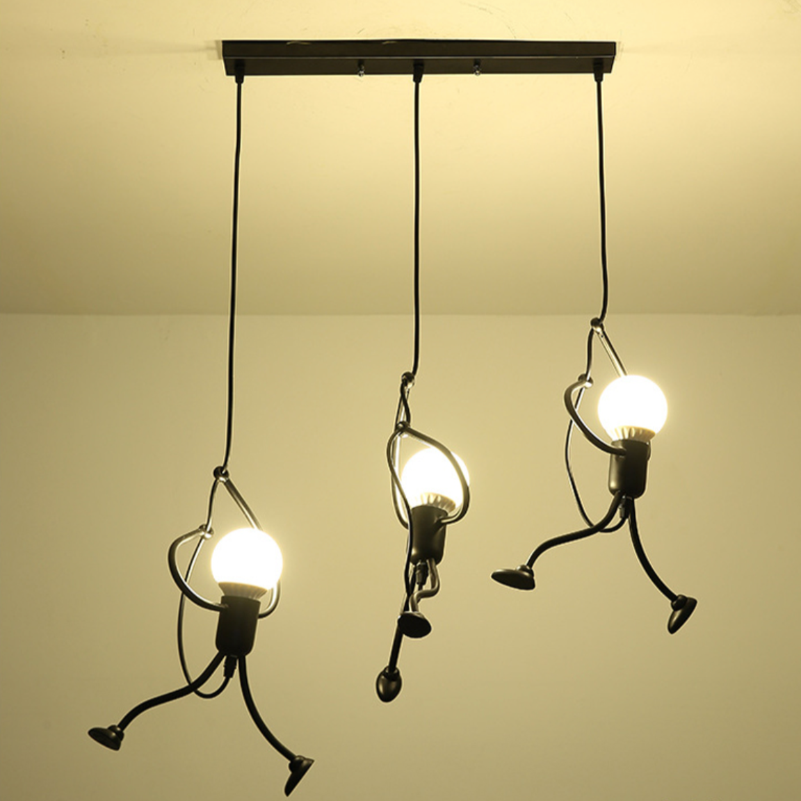 Kryntoch | Industriële Silhouet Menselijke Vorm Art Deco Plafondlamp