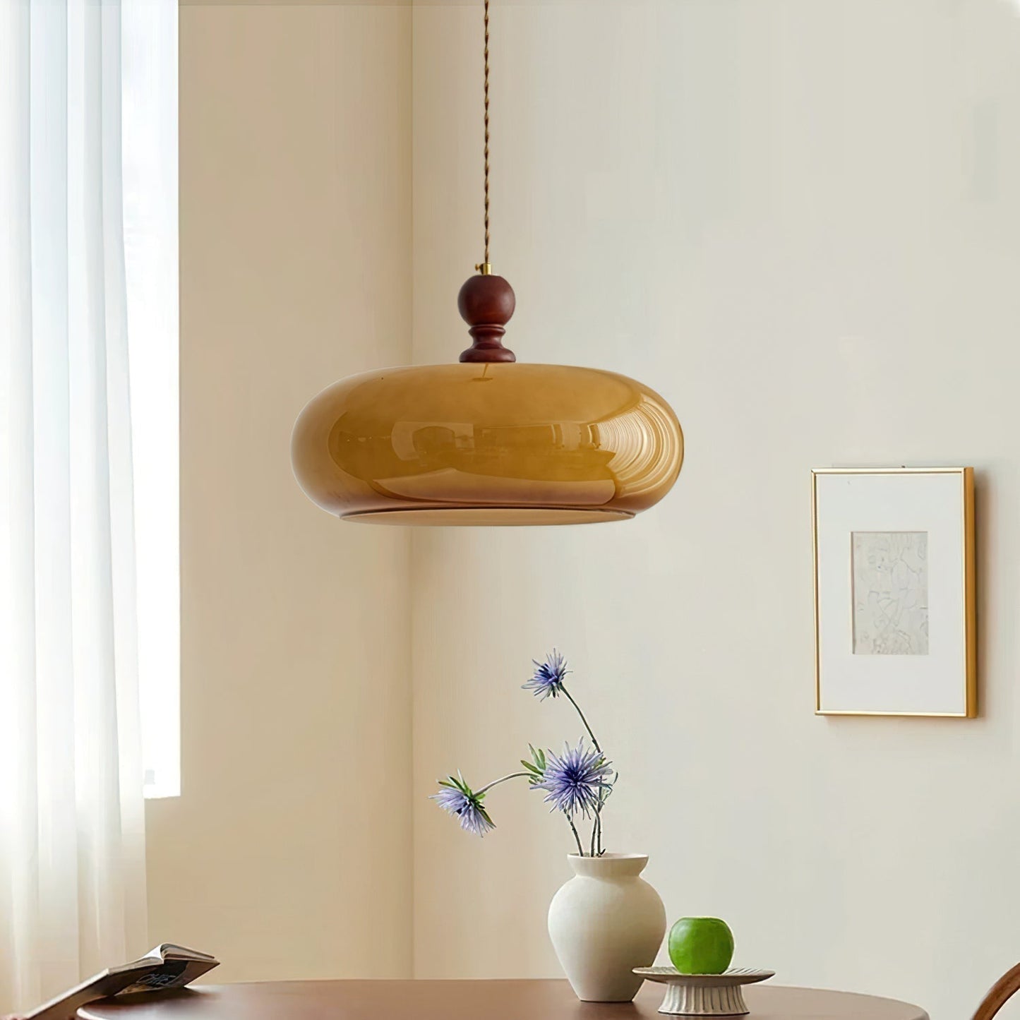 Valnord | Noordse Gebogen Amber Glazen Hanglamp