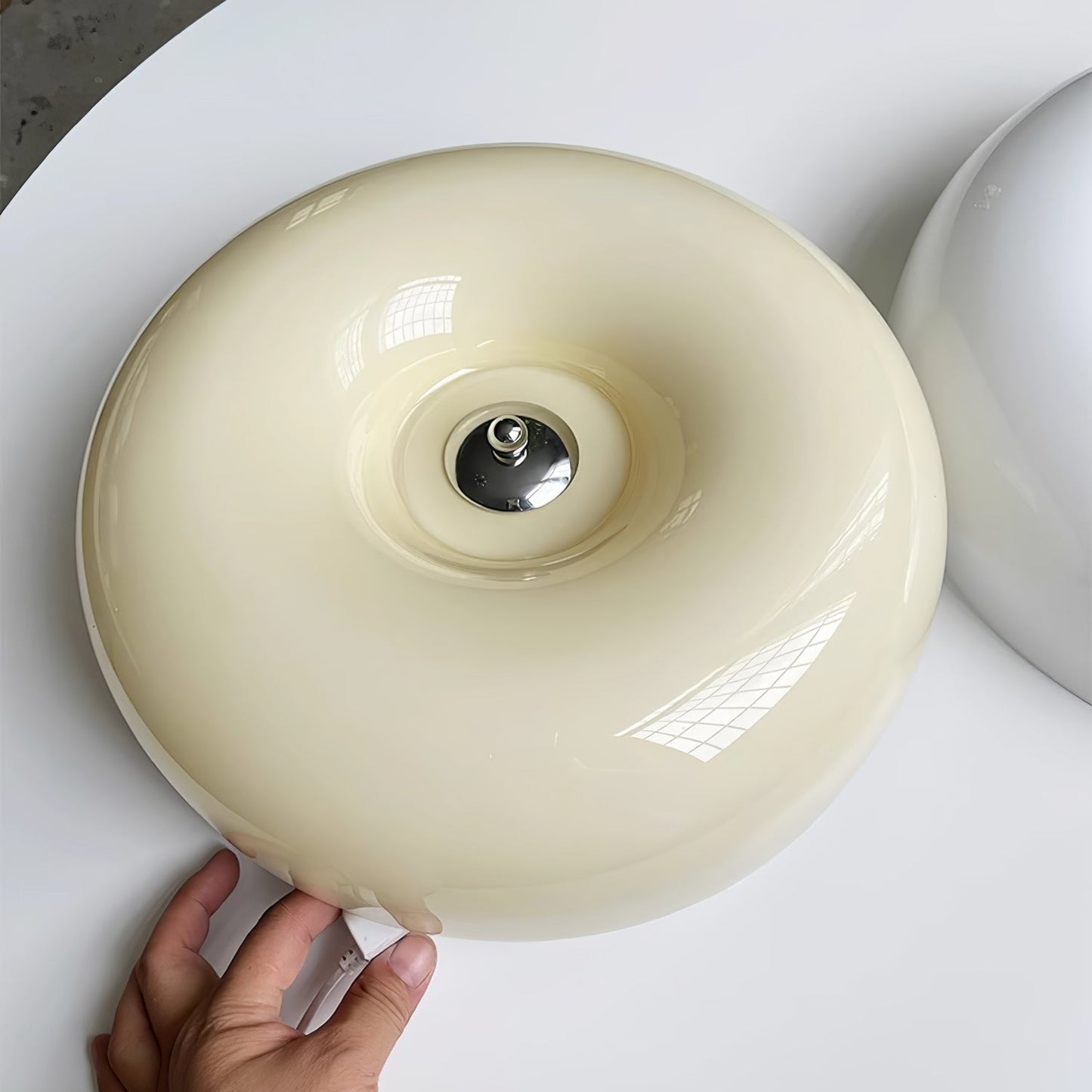 Belvonte | Ronde matglazen opbouw plafondlamp