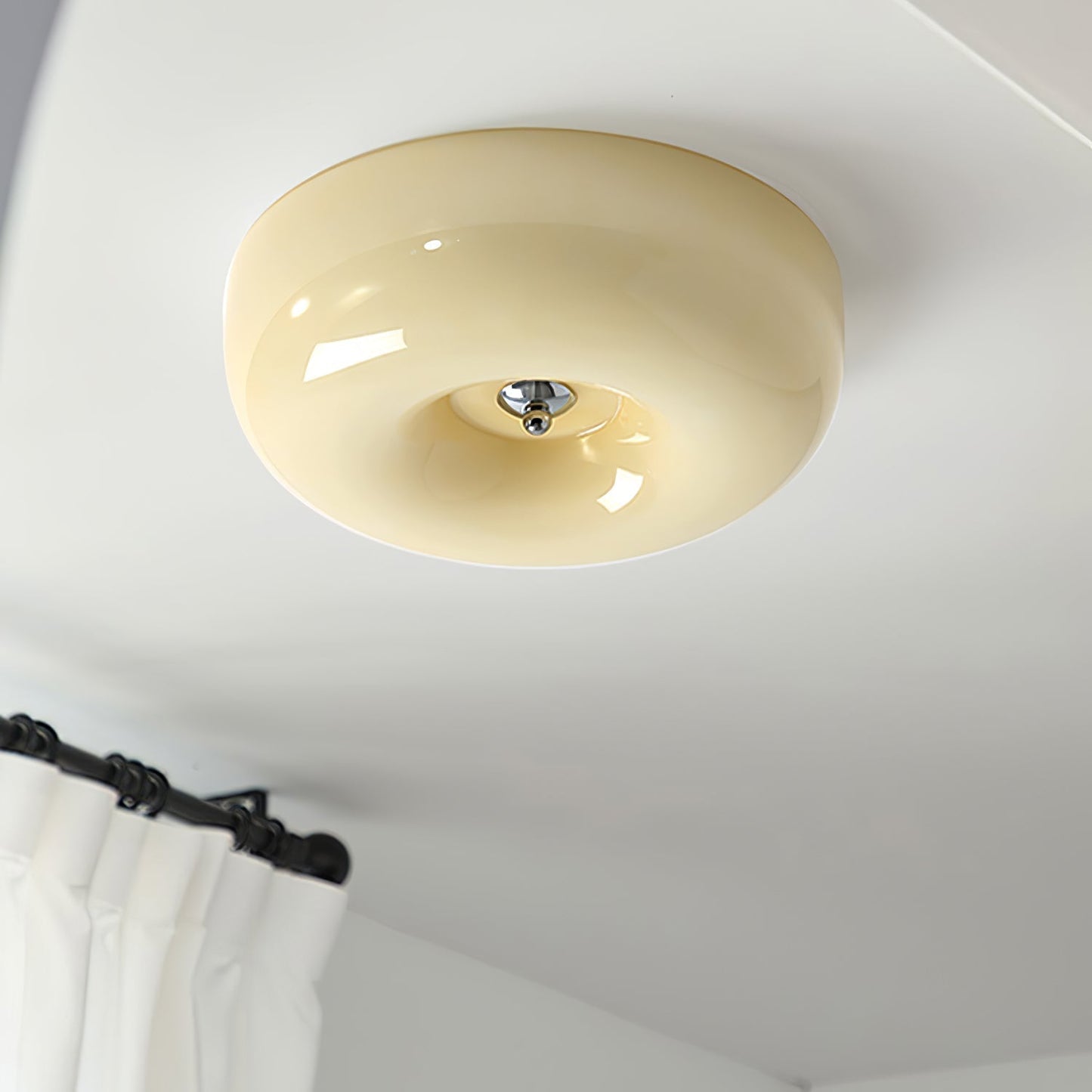 Belvonte | Ronde matglazen opbouw plafondlamp