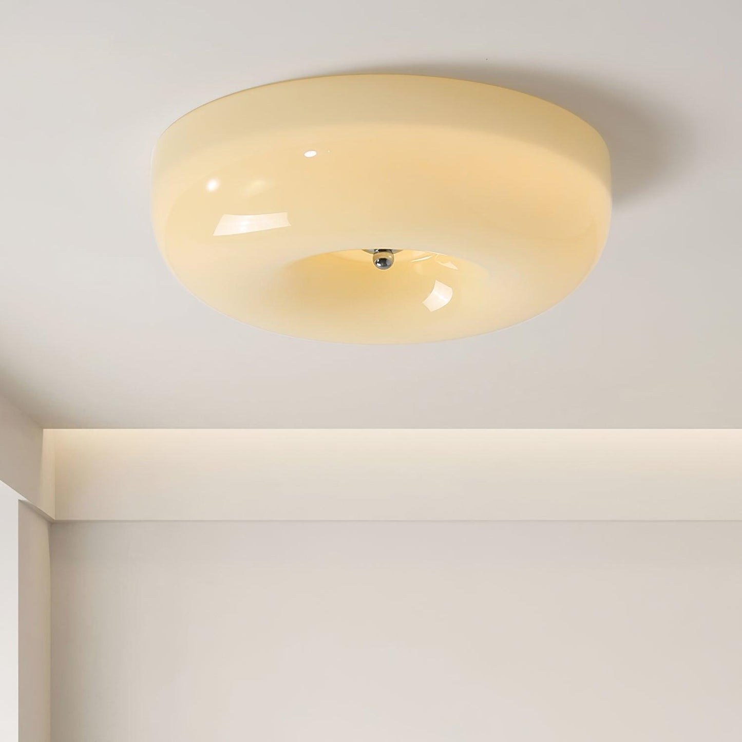 Belvonte | Ronde matglazen opbouw plafondlamp