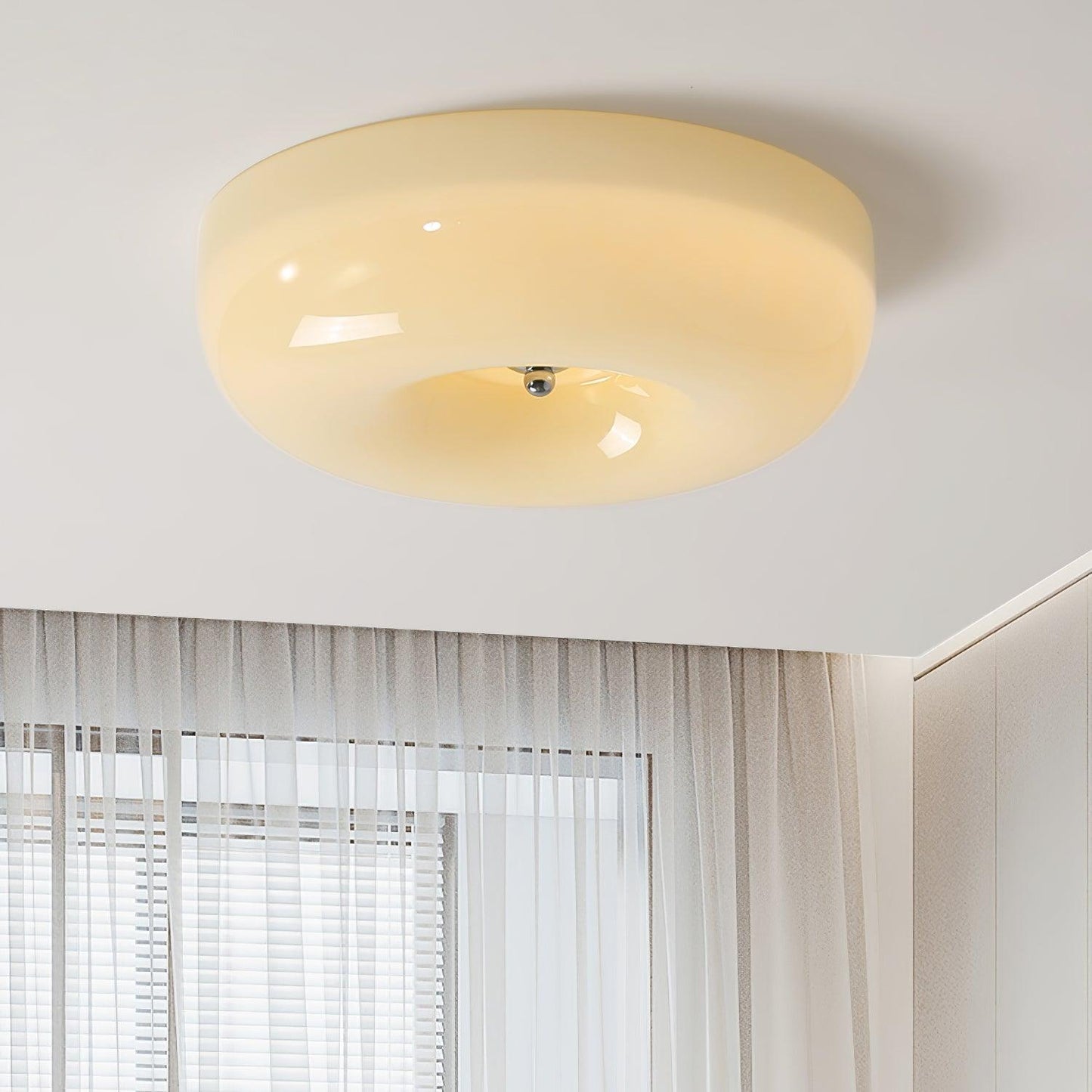 Belvonte | Ronde matglazen opbouw plafondlamp
