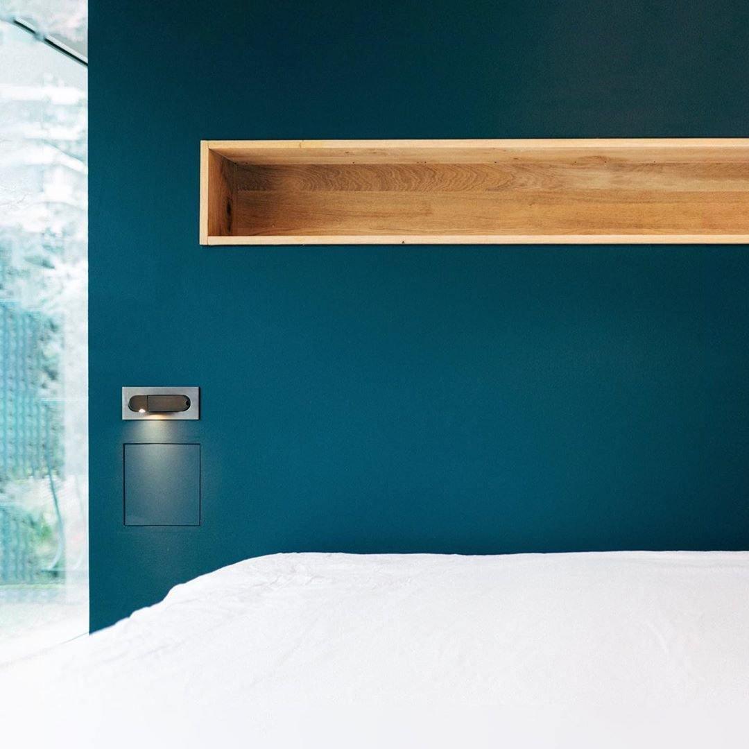 Solveinda | Lineaire Pop-Out Verstelbare Bedlees Wandlamp