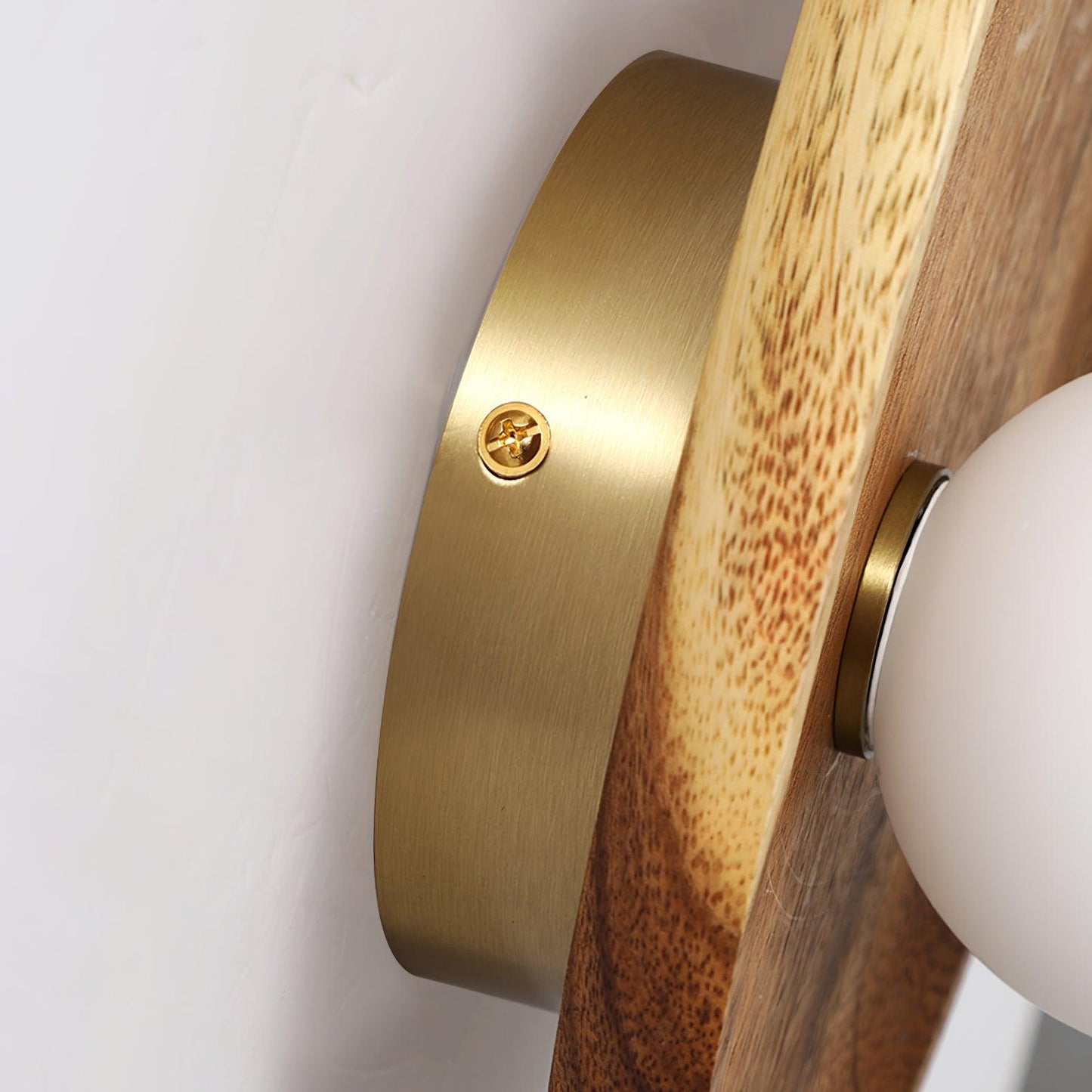 Merivane | Organische textuur glazen houten wandlamp