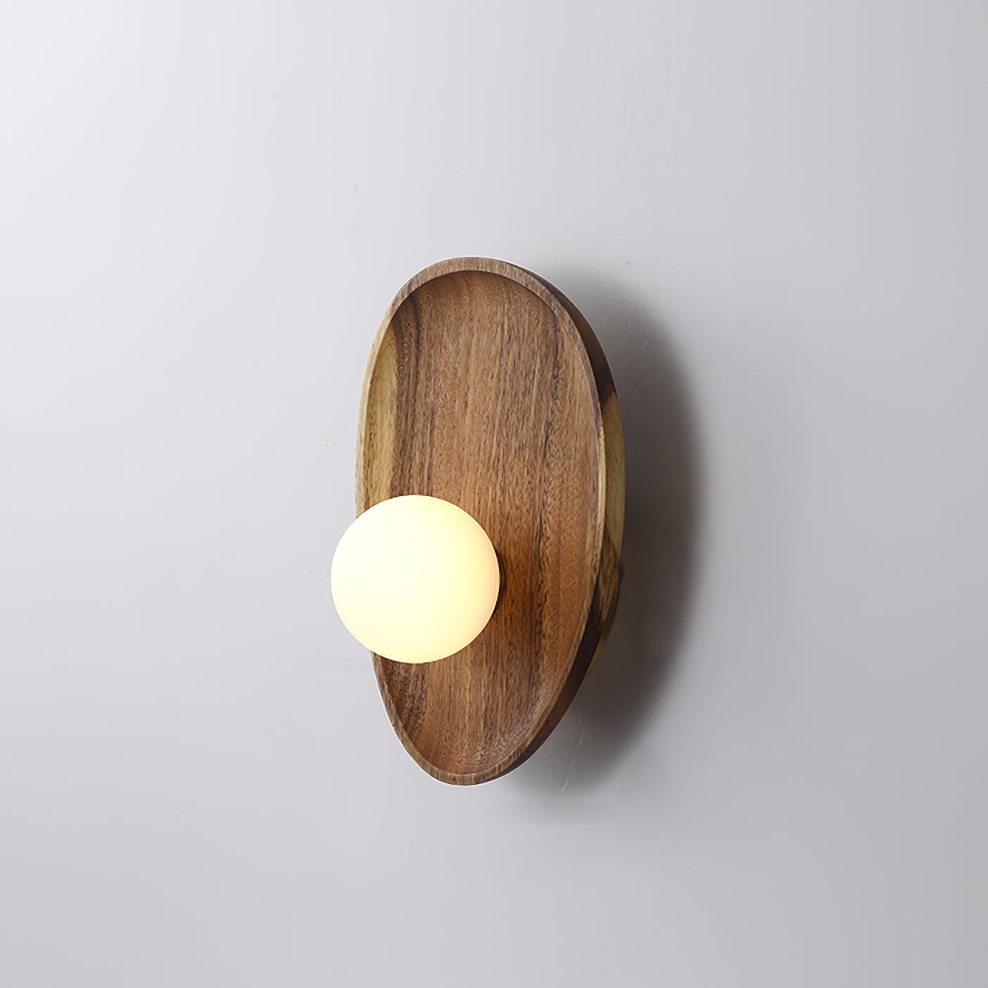 Merivane | Organische textuur glazen houten wandlamp