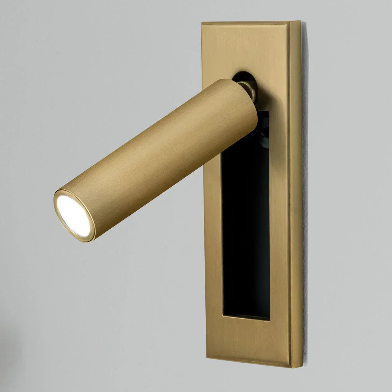 Arisha | Moderne Draaibare Lees Spot Bedlamp Wandlamp