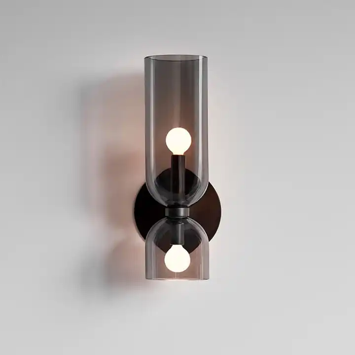 Vaelora | Cilindrische Geprofileerde Glazen Verticale Kolom Wandlamp