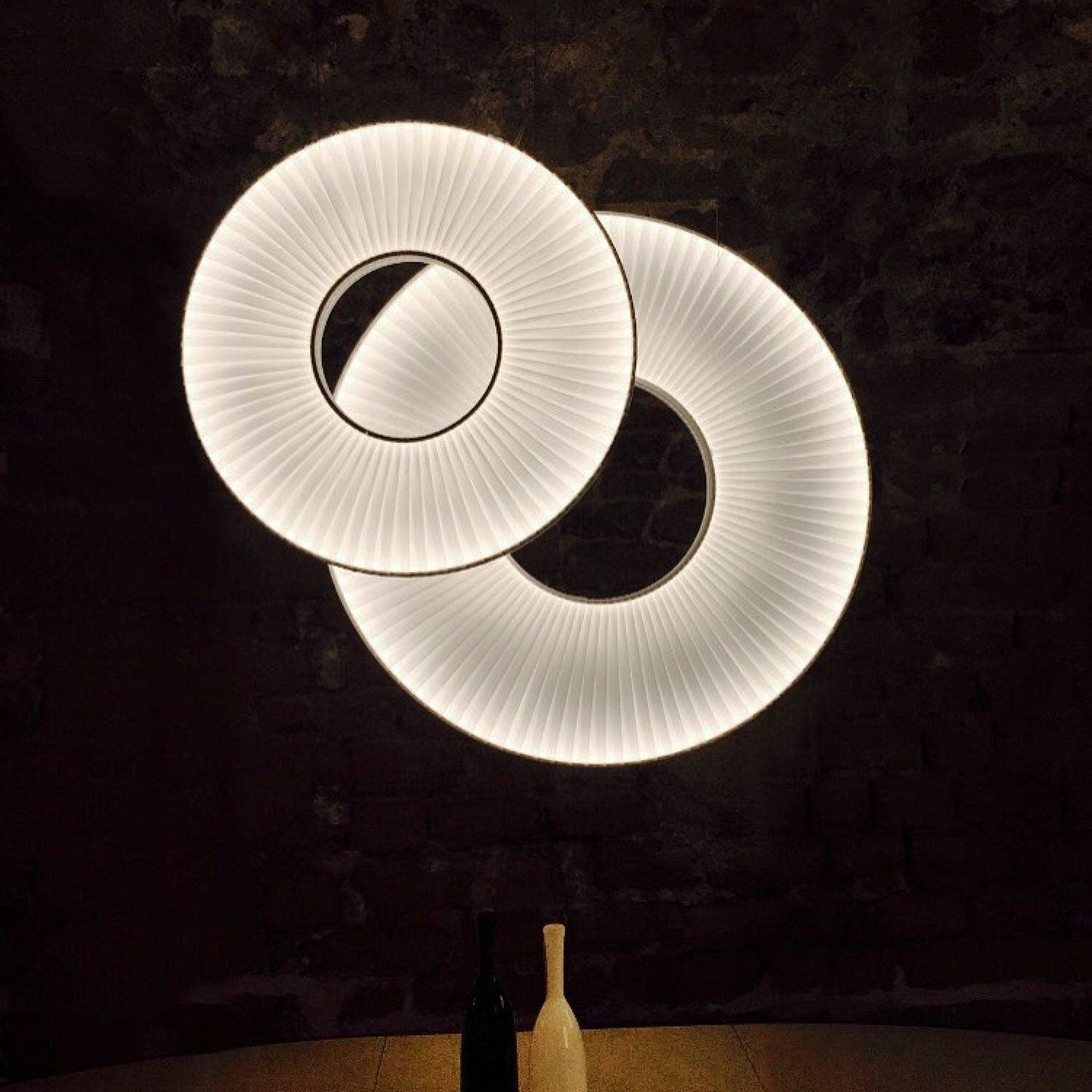 Elvandar | Geplooide Stof Architectonische Drijvende Hanglamp