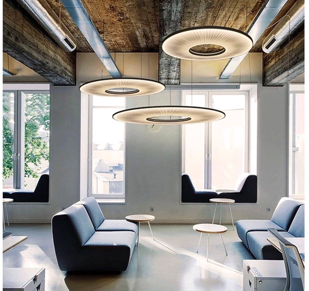 Elvandar | Geplooide Stof Architectonische Drijvende Hanglamp