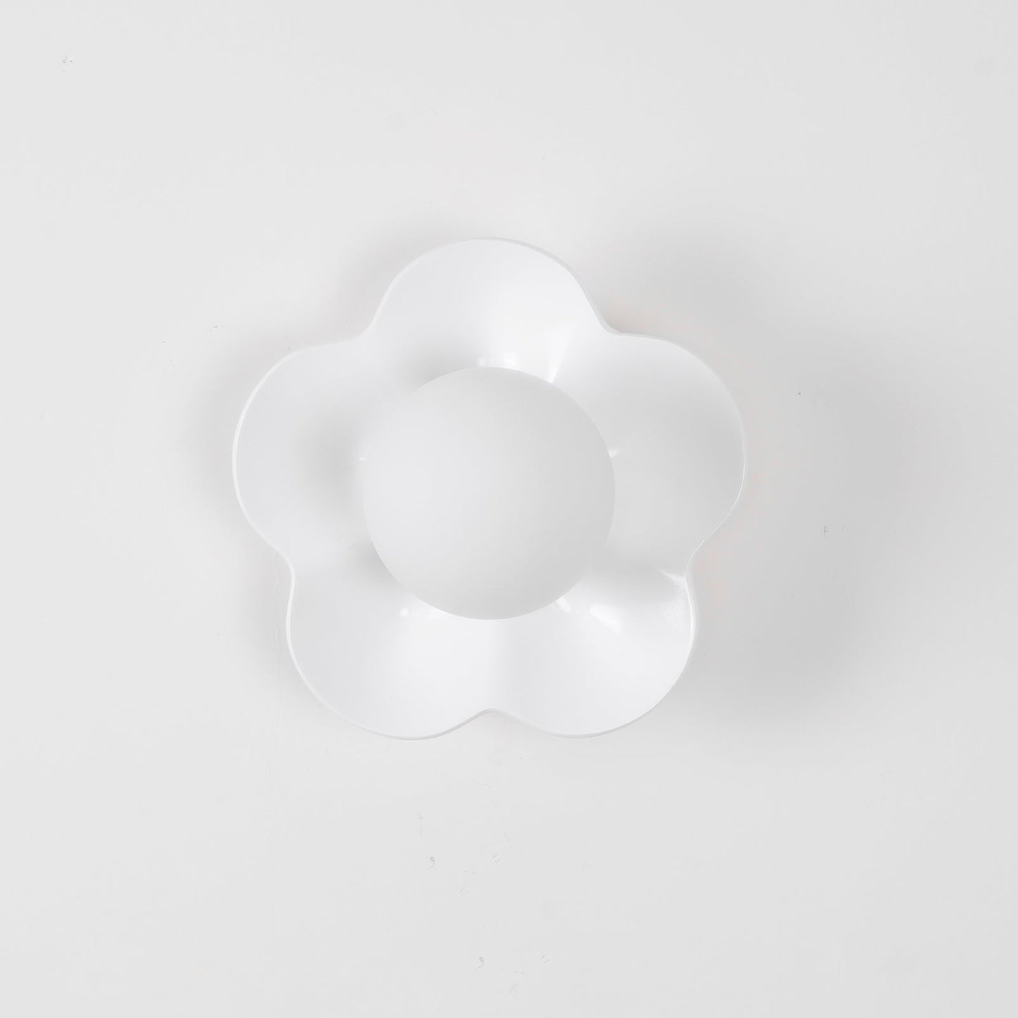 Elvorn | Speelse Hars Sculpturale Kunstglas Wandlamp