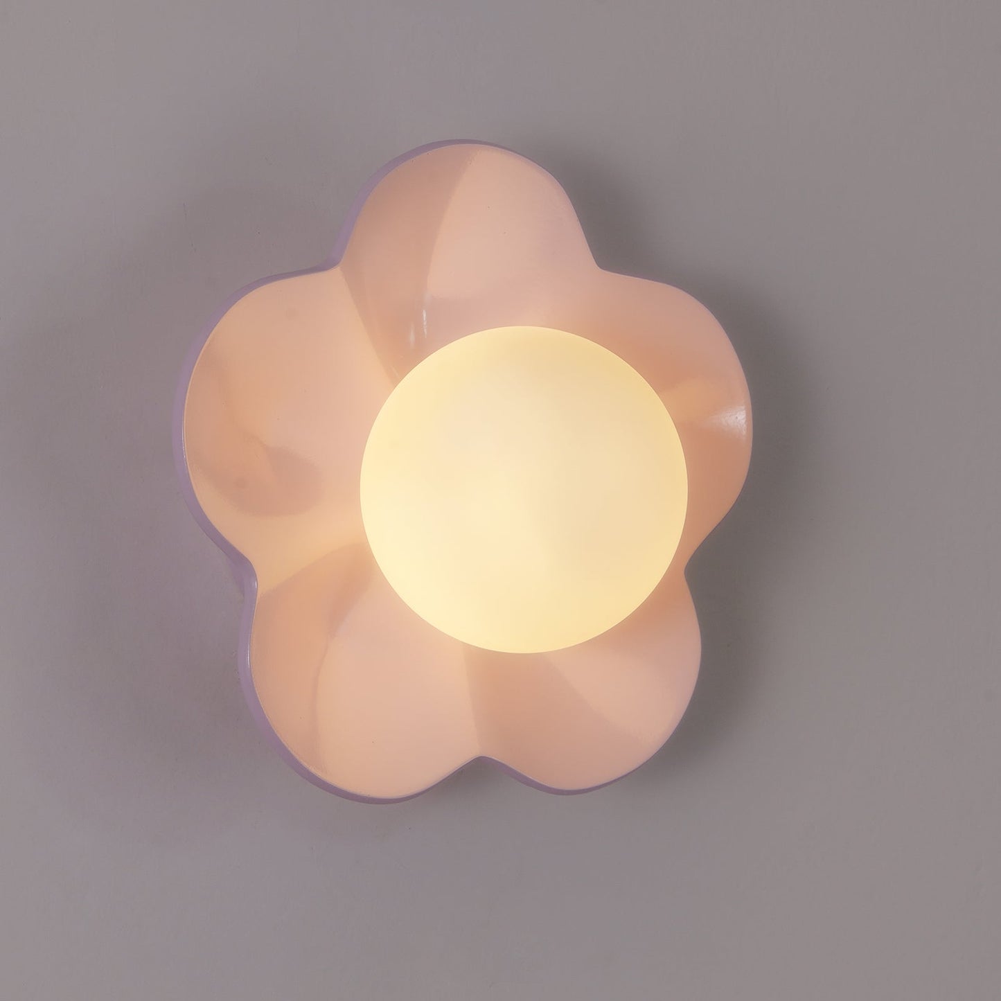Elvorn | Speelse Hars Sculpturale Kunstglas Wandlamp