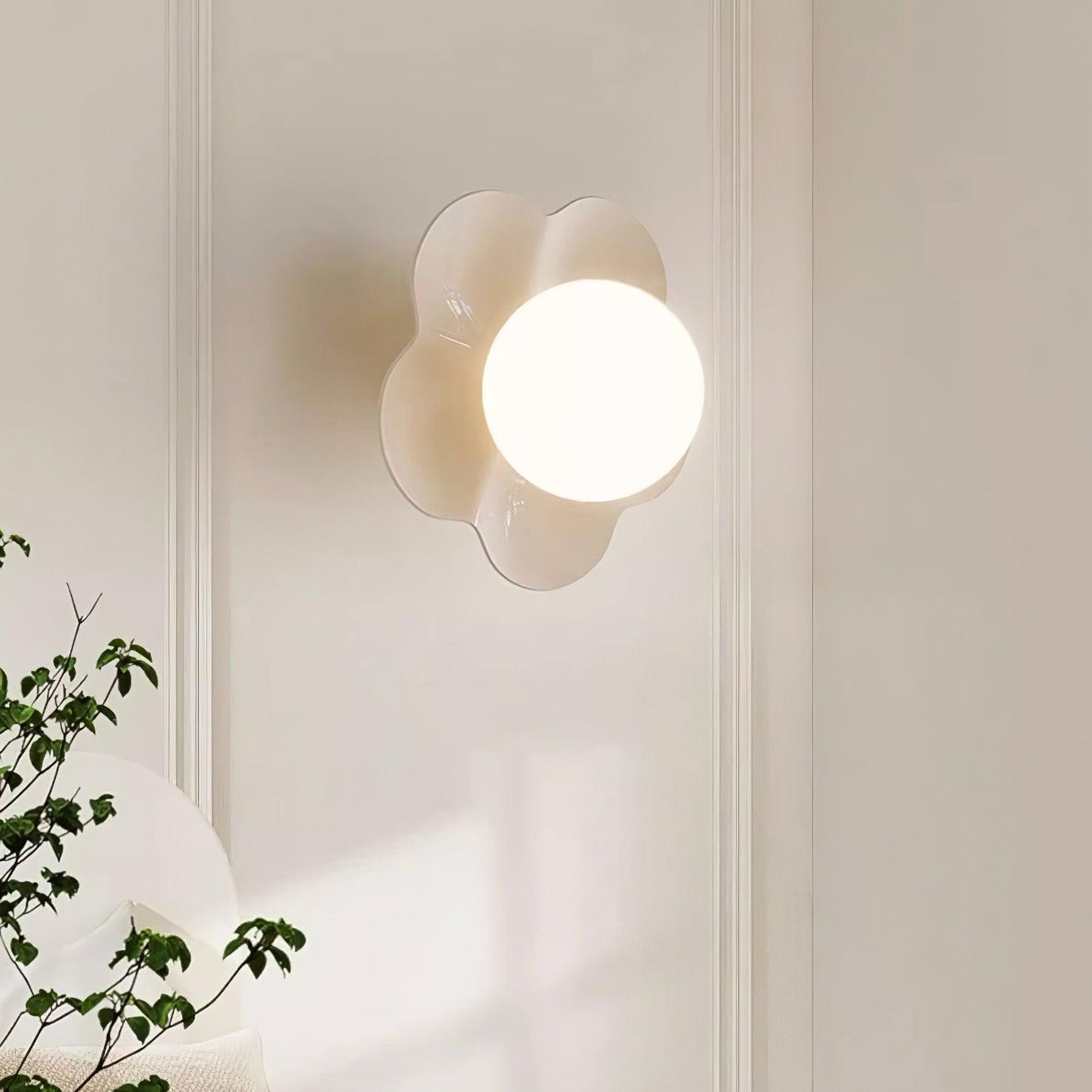 Elvorn | Speelse Hars Sculpturale Kunstglas Wandlamp