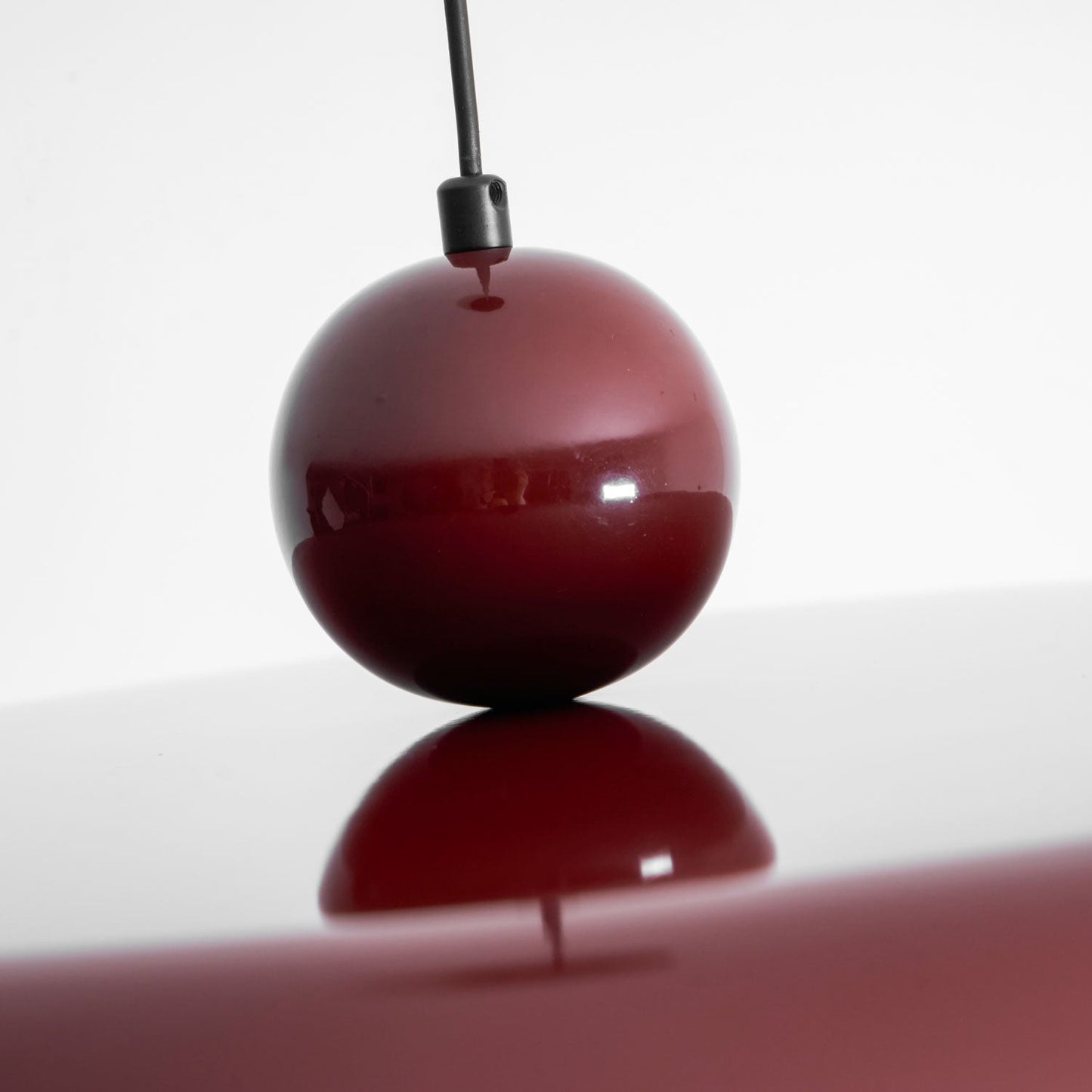 Belvador | Geometrische cirkelvormige silhouet zwevende hanglamp