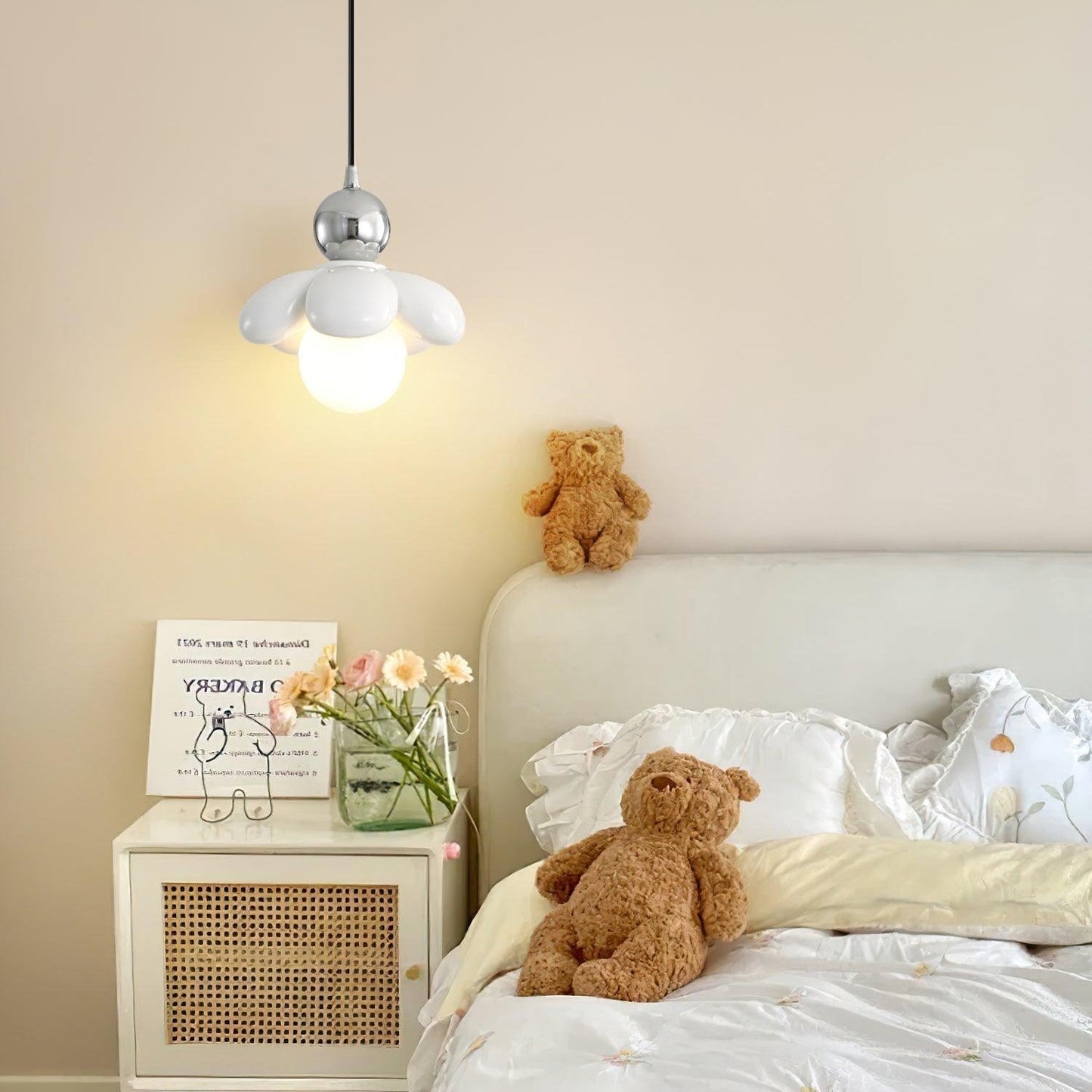 Berislys | Gesculpteerde Organische Bloem Silhouet Glazen Hanglamp