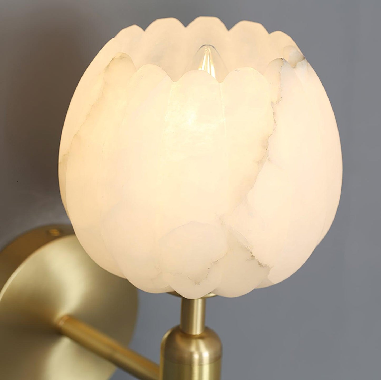 Lyhose | Botanische Alabaster Steen Bloem Sculptuur Wandlamp