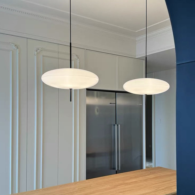 Belthorim | Opalescente Schijf Silhouet Minimalistische Hanglamp