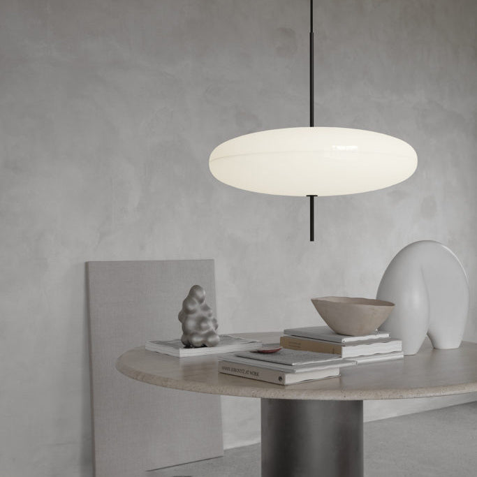 Belthorim | Opalescente Schijf Silhouet Minimalistische Hanglamp