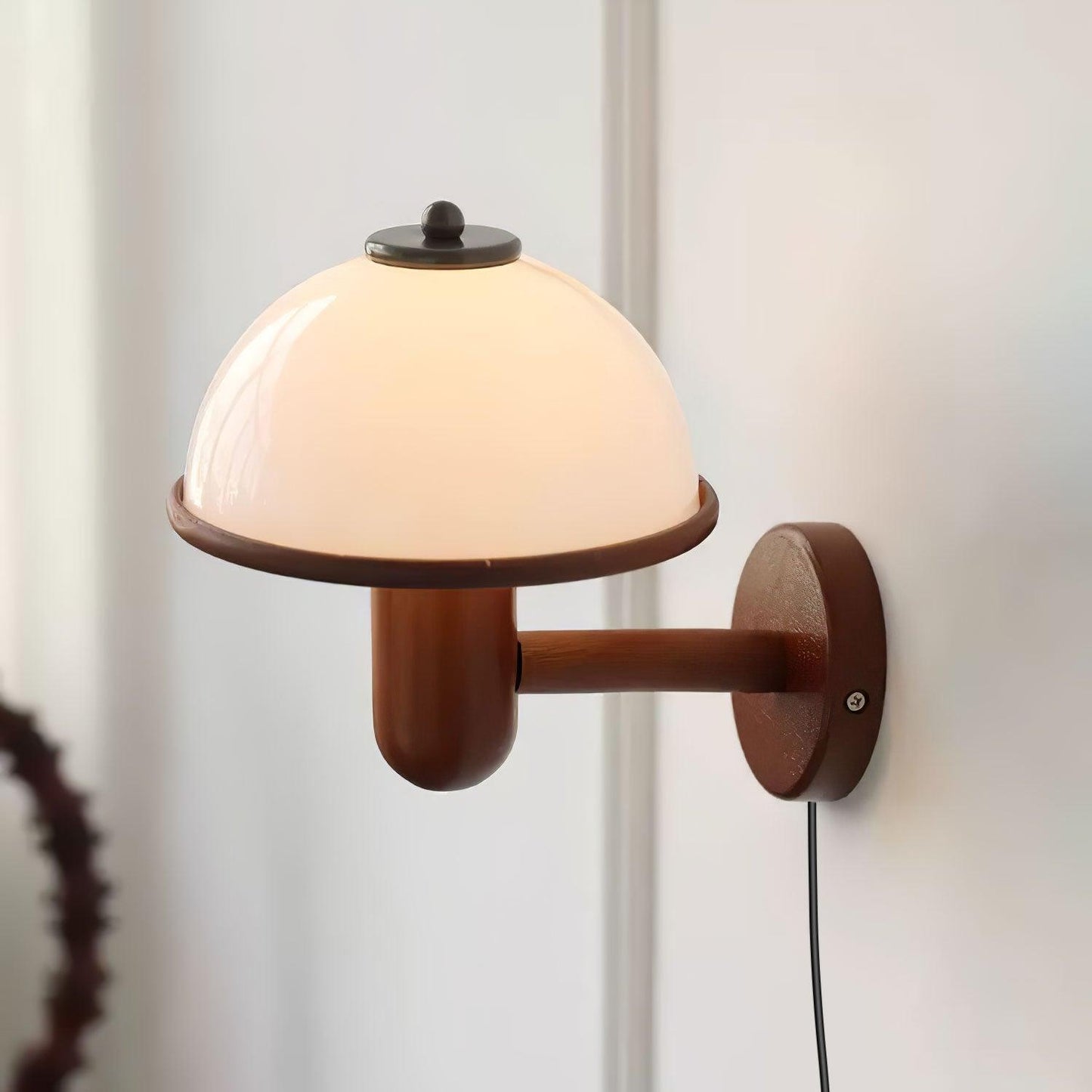 Belmontis | Paddenstoel silhouet gebogen houten kap wandlamp