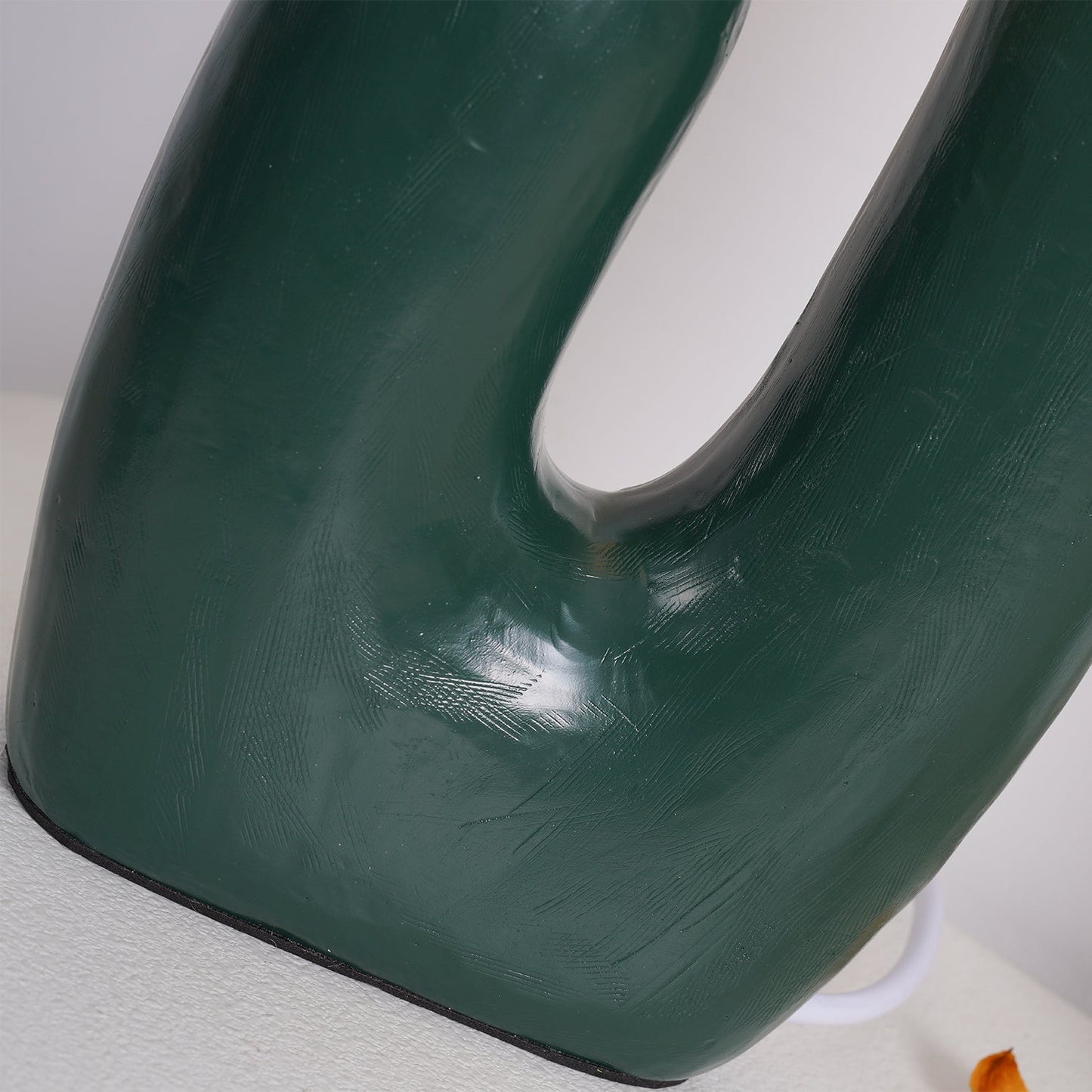 Corisande | Avant-Garde Ruwe Sculpturale Glazen Bol Tafellamp