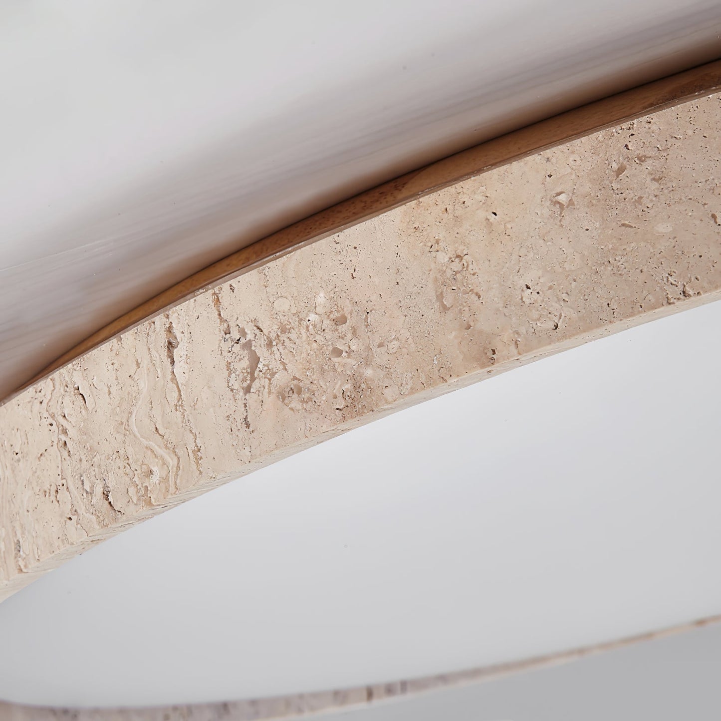 Aeristhos | Minimalistisch Handgekerfde Ronde Travertin Steen Plafondlamp