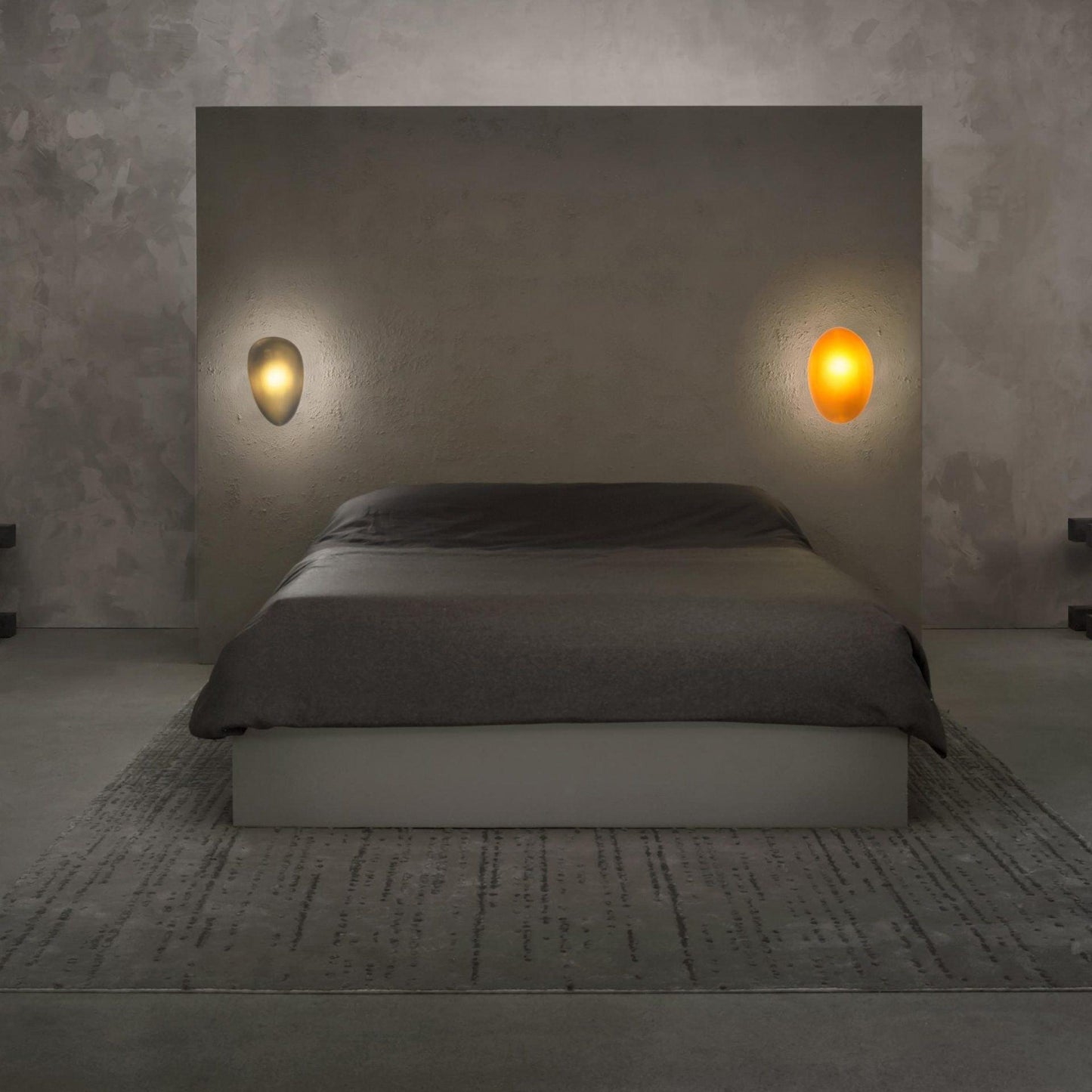 Caldrion | Met de Hand Geblazen Glazen Kiezel Wandlamp