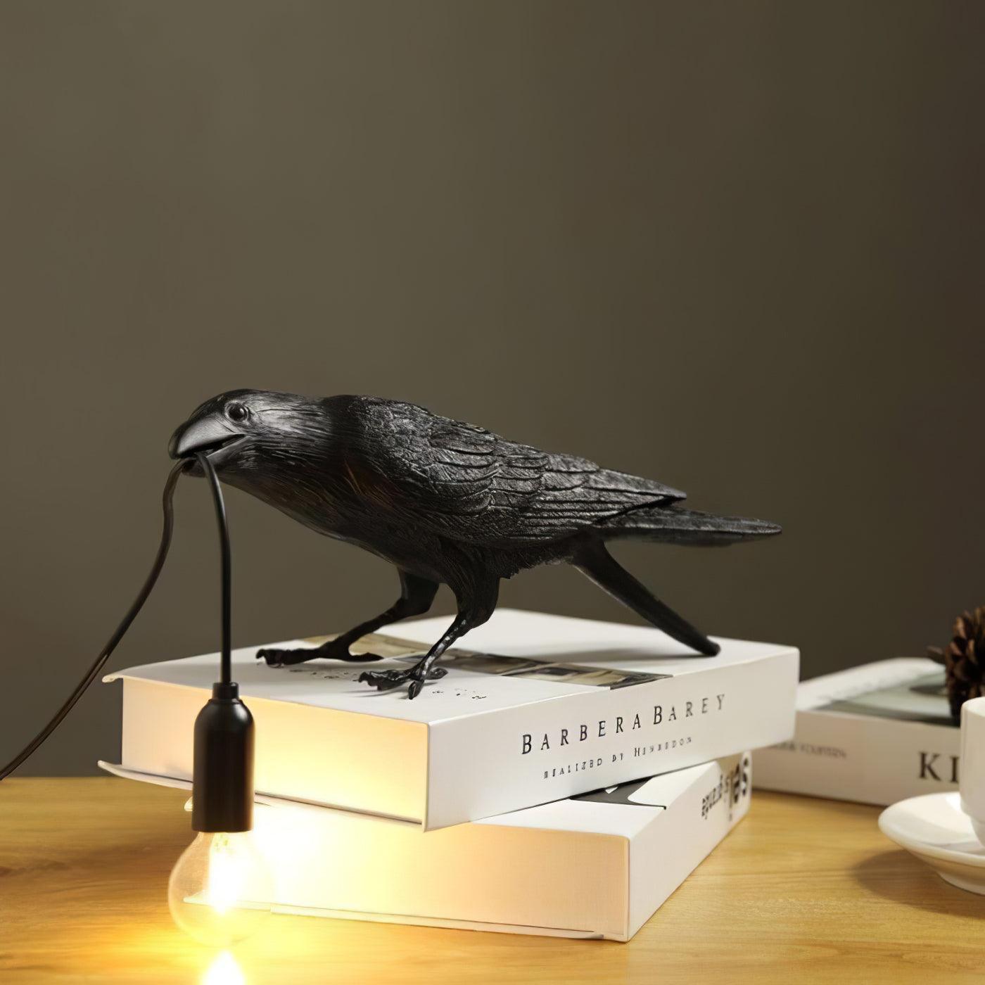 Bristhow | Gotische Sculpturale Vogel Raaf Tafellamp