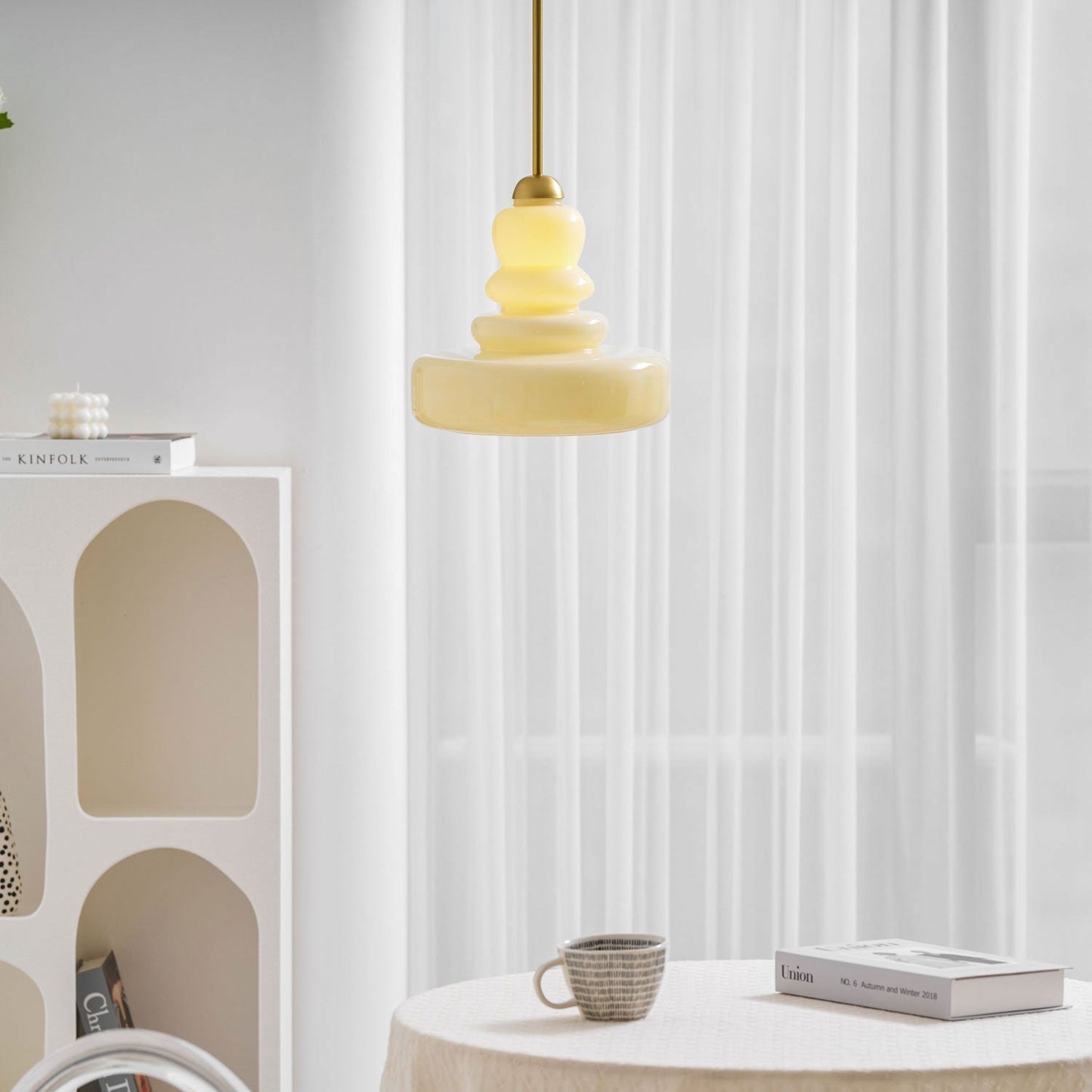 Kestrelle | Traditionele koepelvormige glazen hanglamp