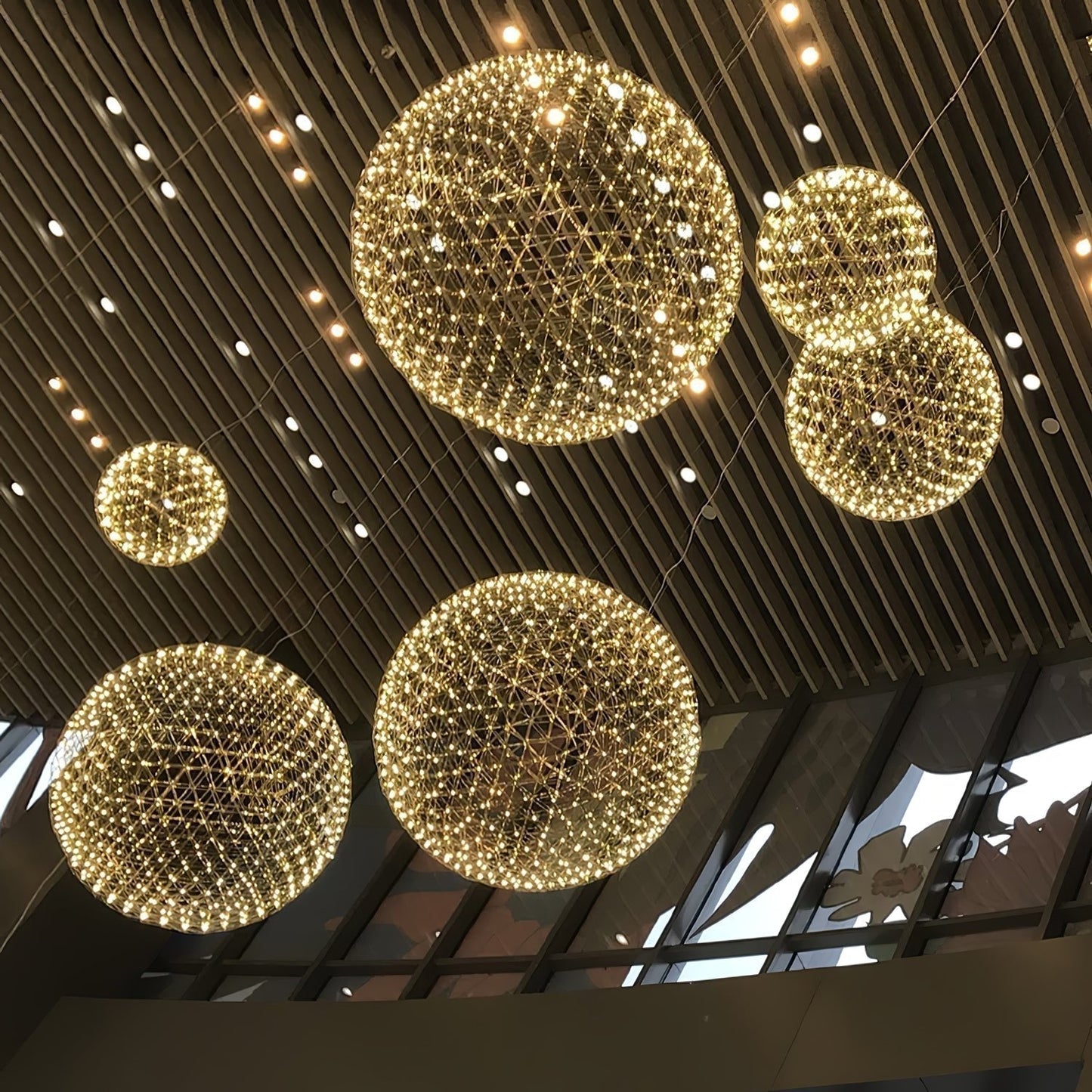 Olysian | Luxe Sferische Sterrenburst Hanglamp