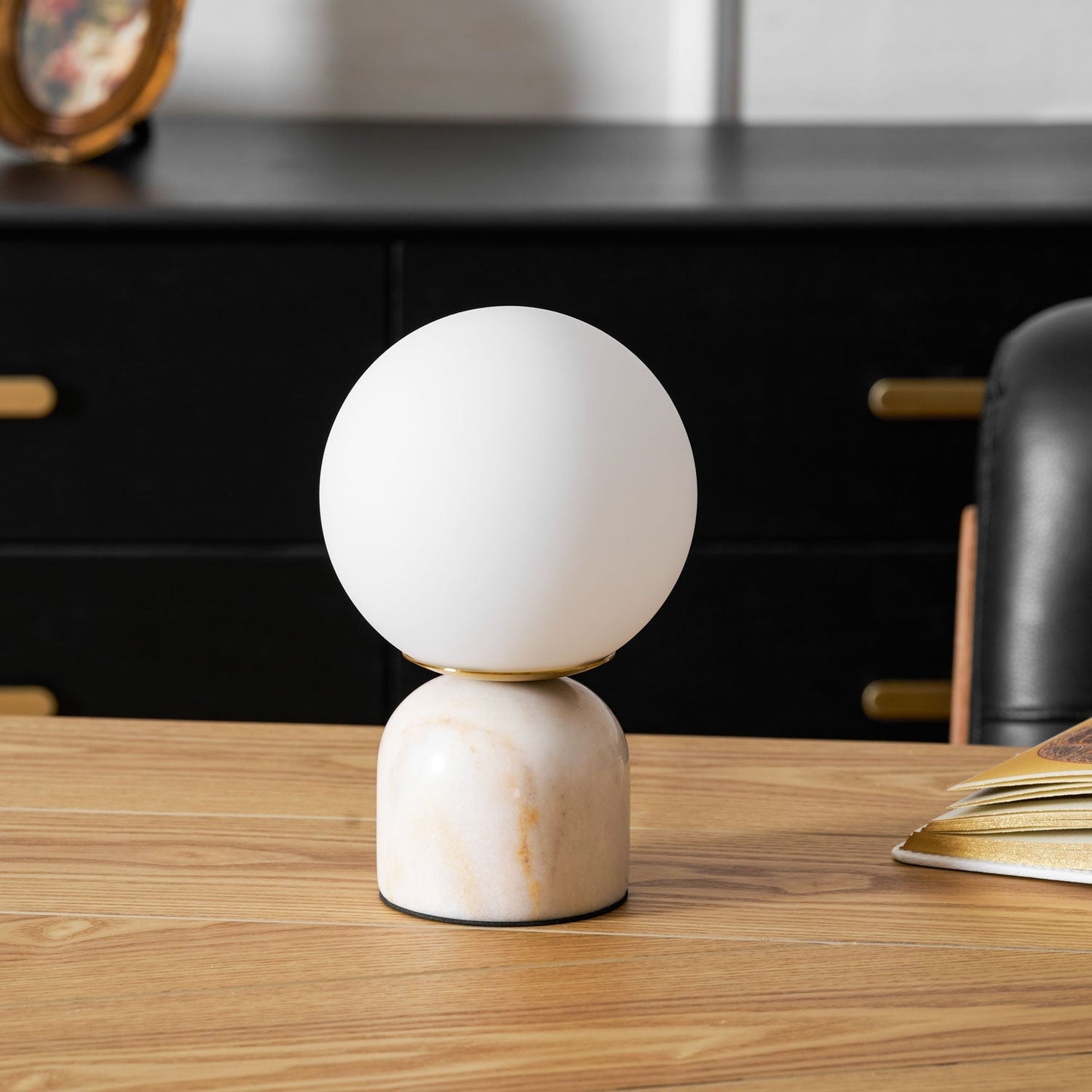 Kendroct | Minimalistische Lichtgevende Bol Accent Tafellamp