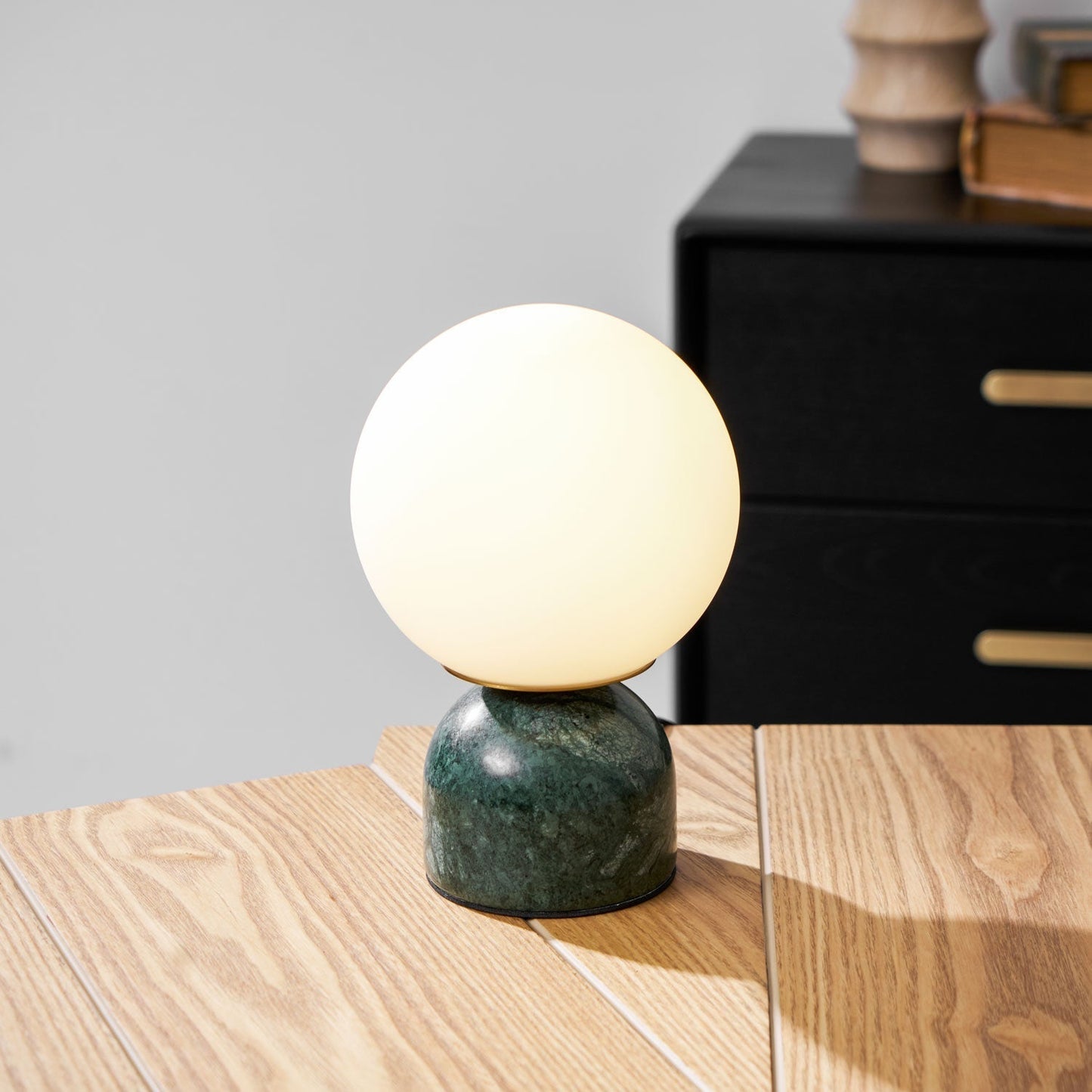 Kendroct | Minimalistische Lichtgevende Bol Accent Tafellamp