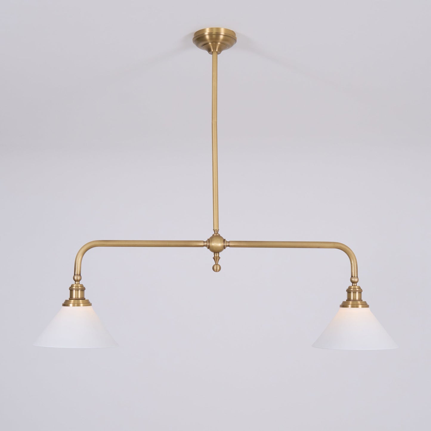 Elowen | Midden Eeuw Metalen Frame Hanglamp met Dubbele Glazen Schermen