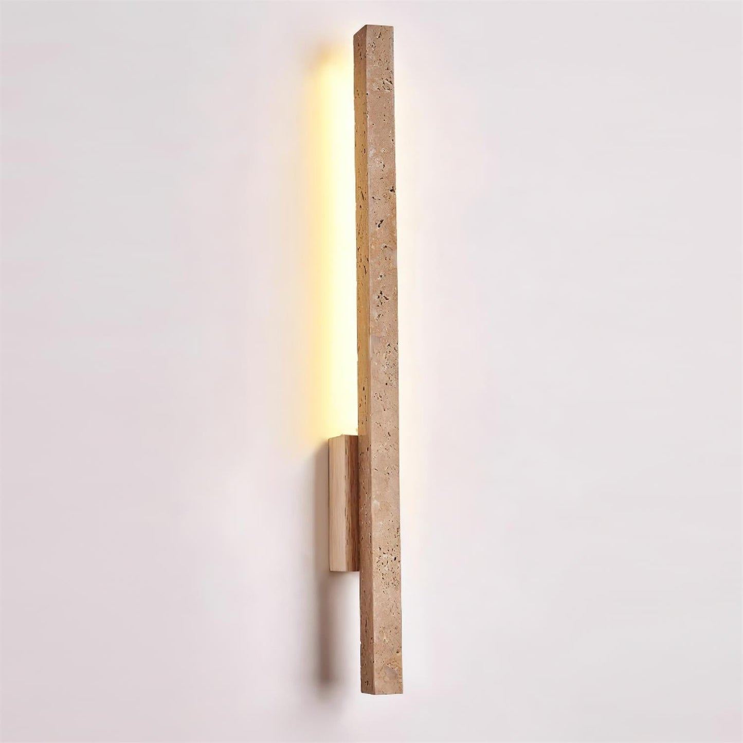 Aeryss | Lineaire Architectonische Travertijn Steen Wandlamp