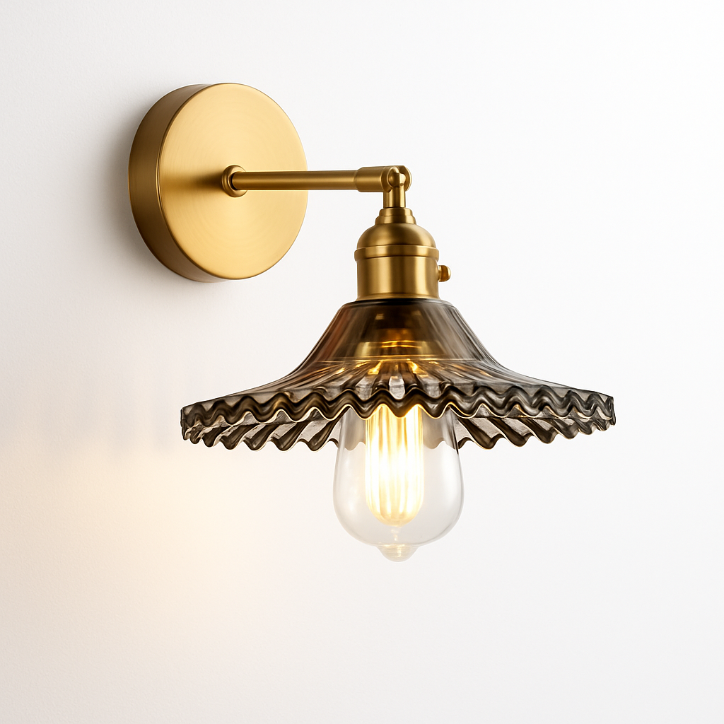Kelviane | Vintage Art Deco Messing Glazen Kap Wandlamp