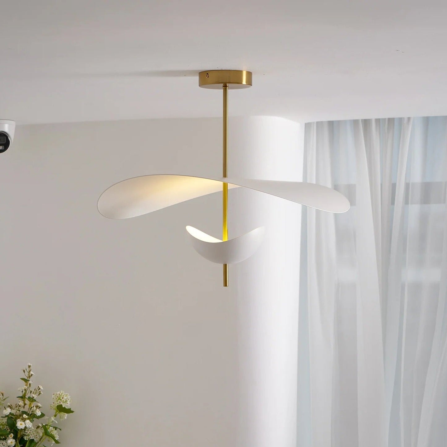 Mythos | Moderne Gelaagde Vloeiende Metalen Bloemblaadjes Hanglamp