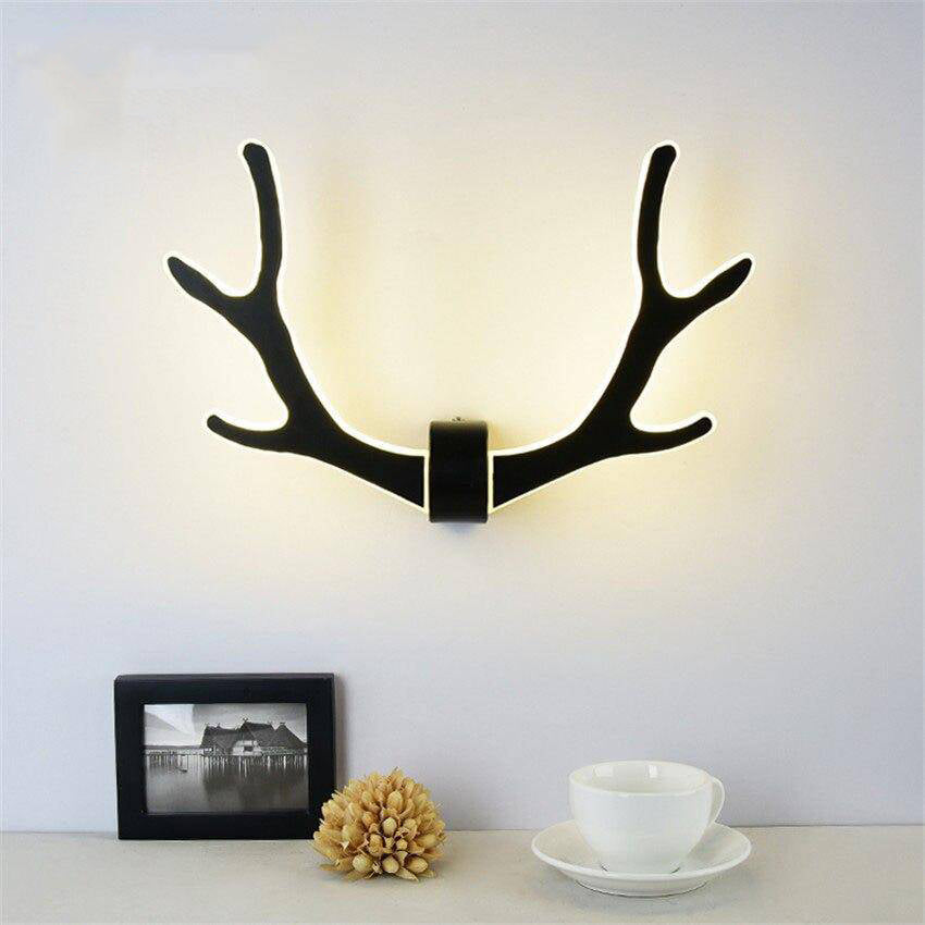 Rylondor | Sculpturale Gewei Silhouet Decoratieve Wandlamp