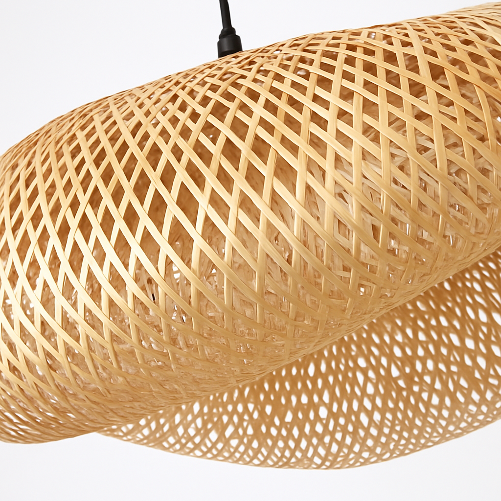 Varengis | Handgeweven Rotan Strohoed Silhouet Bamboe Hanglamp