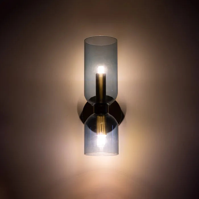 Vaelora | Cilindrische Geprofileerde Glazen Verticale Kolom Wandlamp