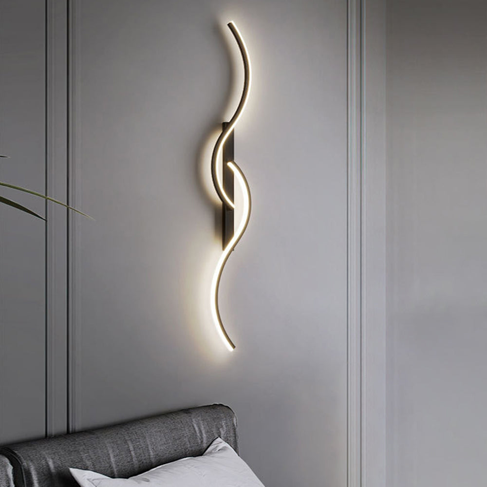 Althun | Moderne Sinuous Golf Silhouet Metalen Wandlamp