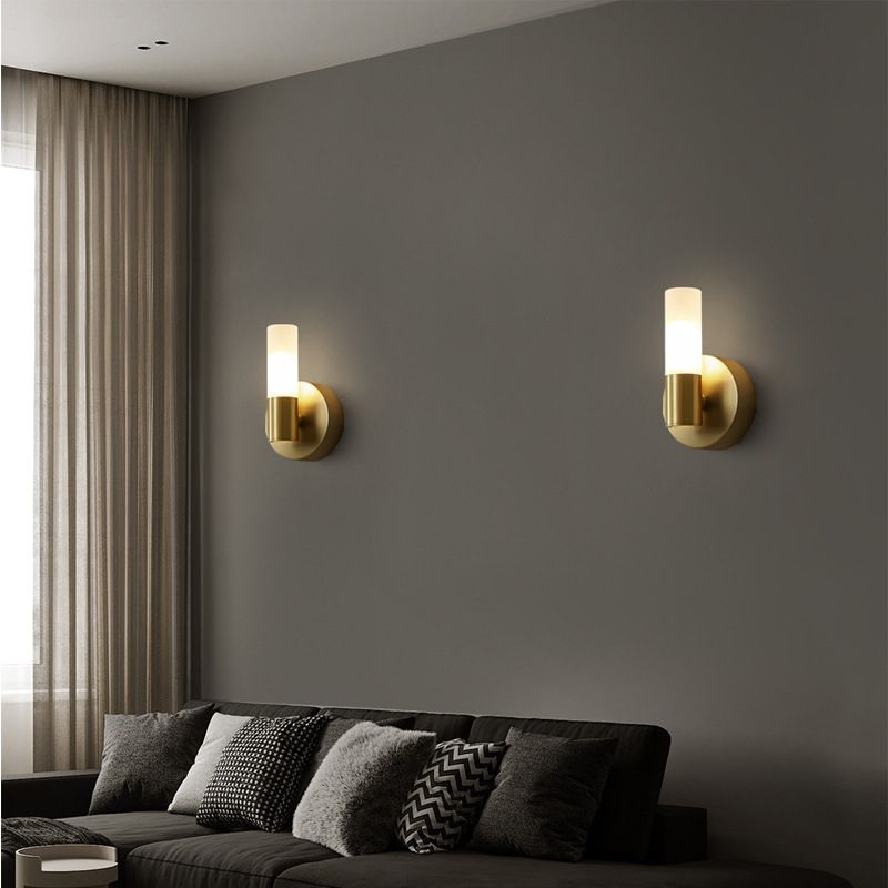 Aerisvold | Moderne Cilindrische Acryl en Metalen Wandlamp